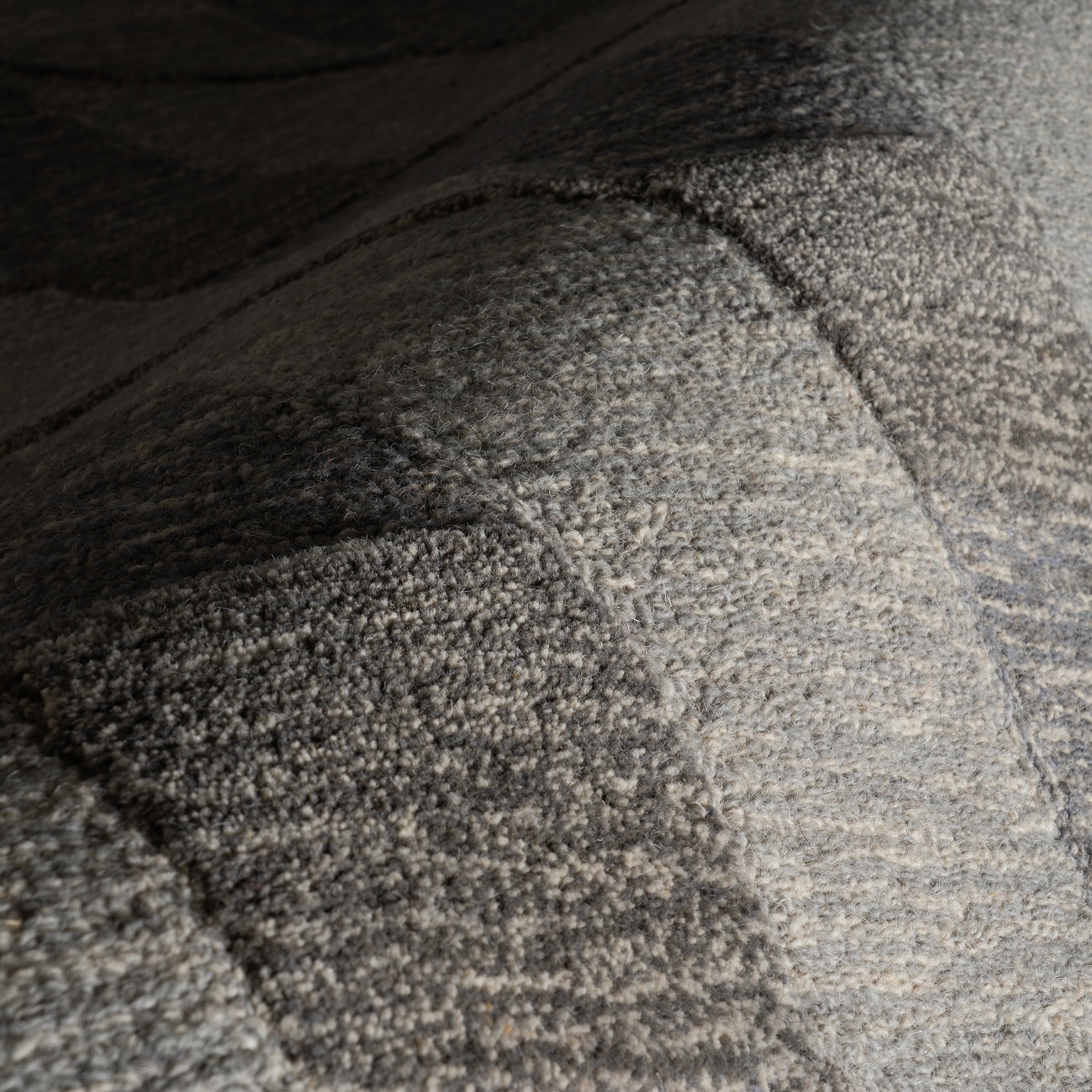 Nuloom Lucienne Vail Geometric Wool Rug - Image 12