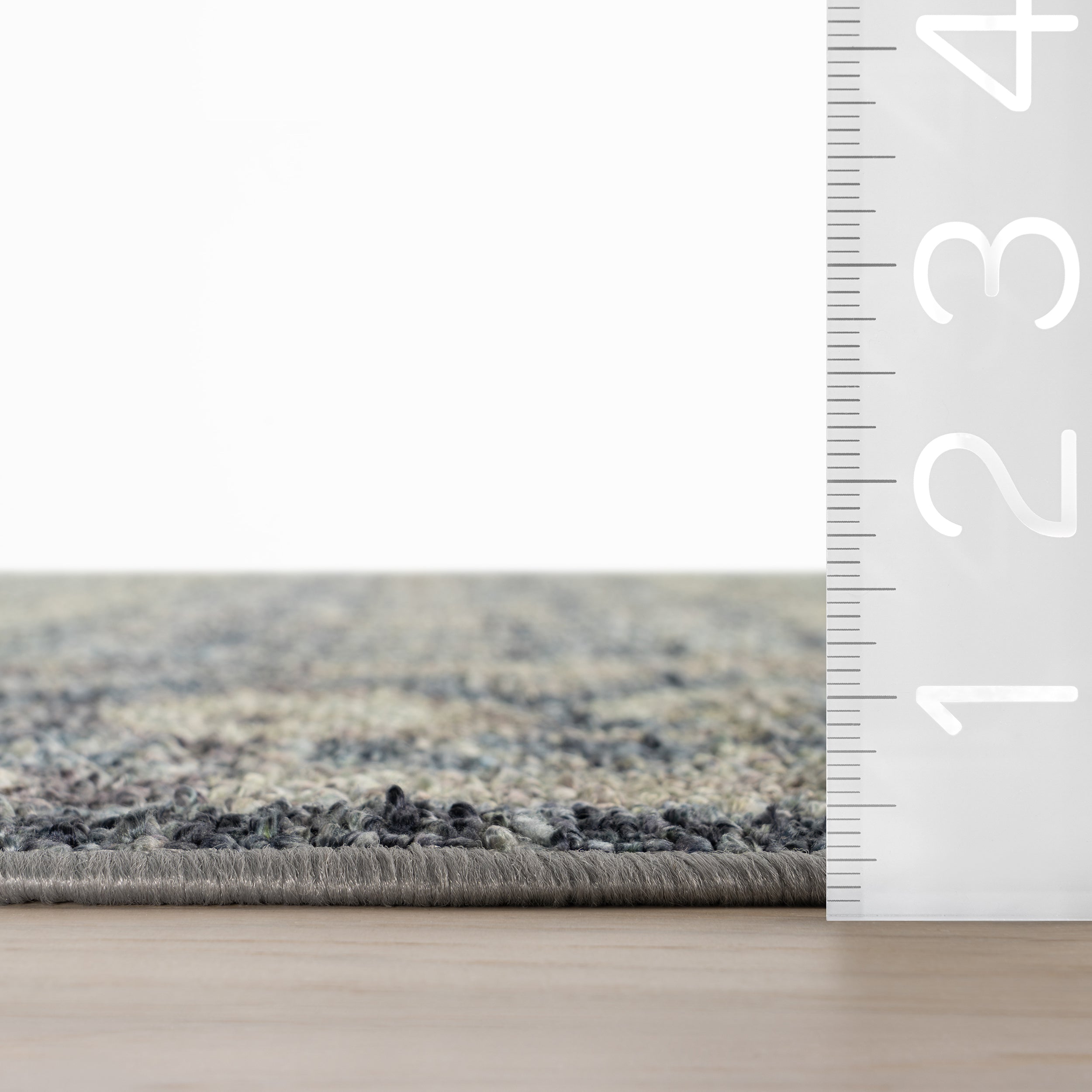 Nuloom Elyra Traditional Bordered Washable Area Rug - Image 3
