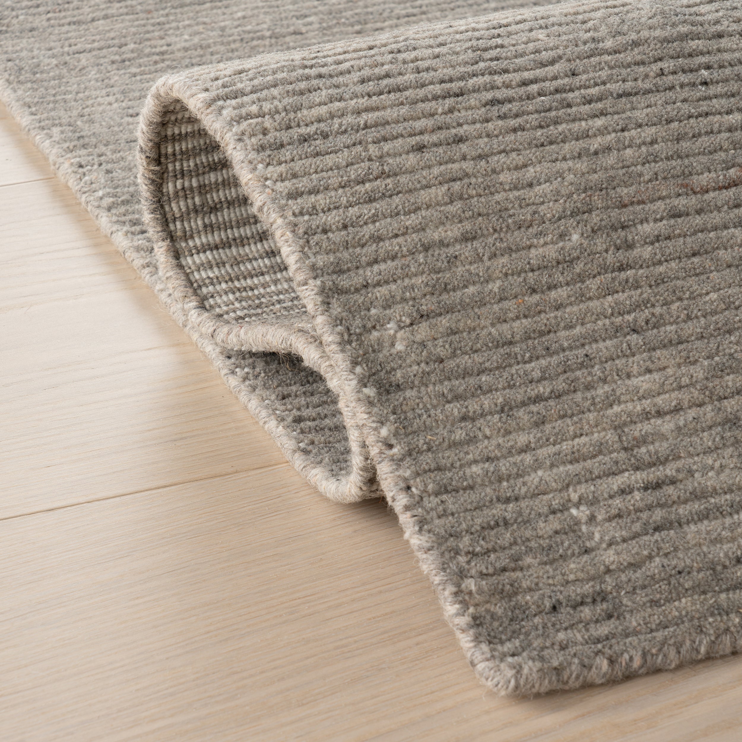 Nuloom Elanisse Solid Wool Rug - Image 12