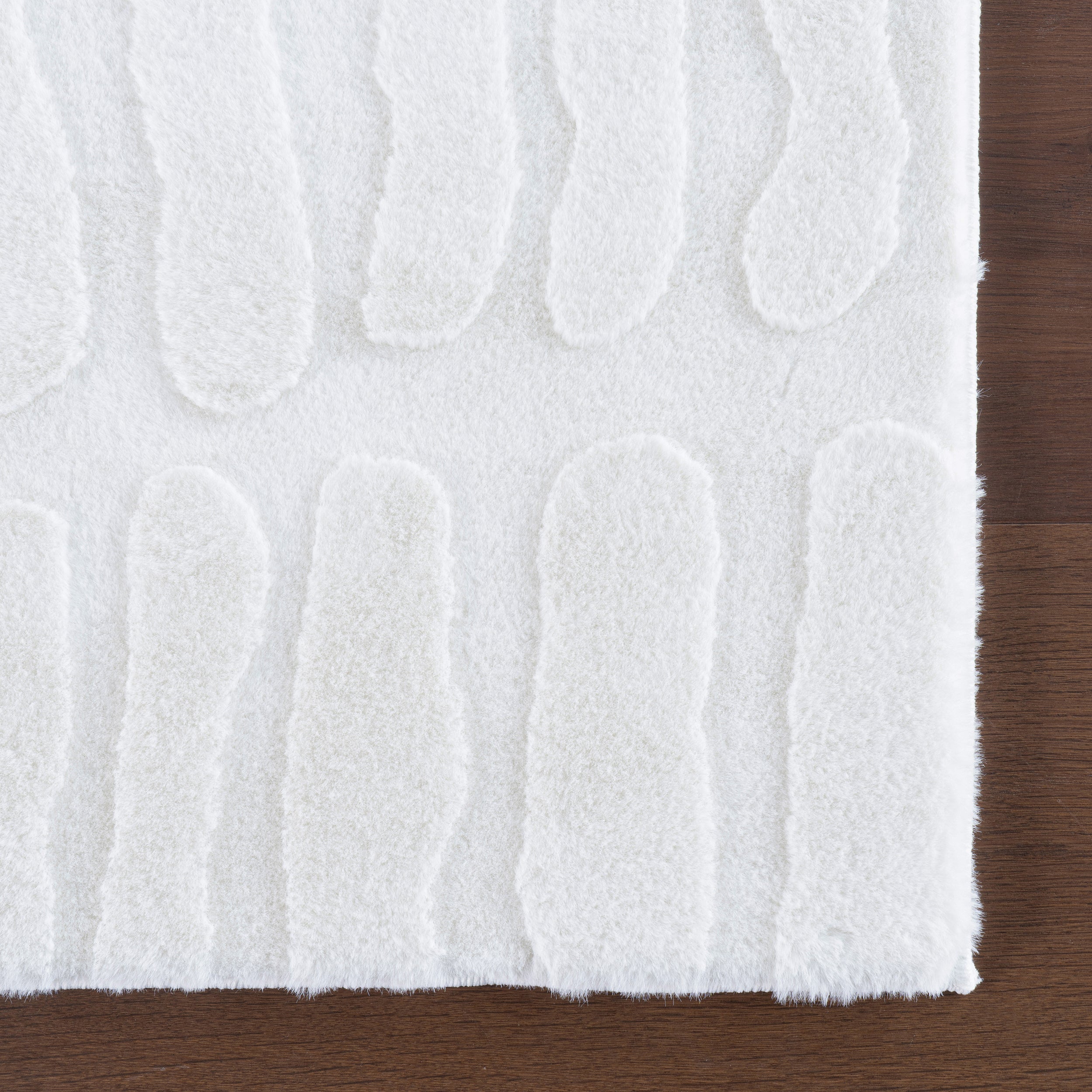 Nuloom Tavina Solid Cloud Washable Area Rug - Image 15