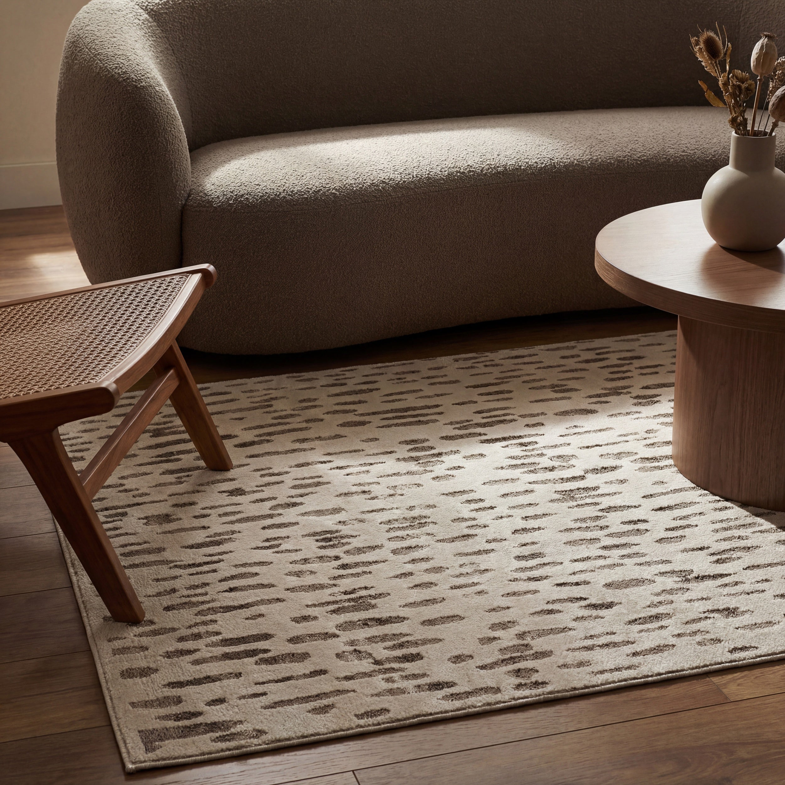nuLOOM Clarisse Modern Polka Dot Area Rug - Image 9