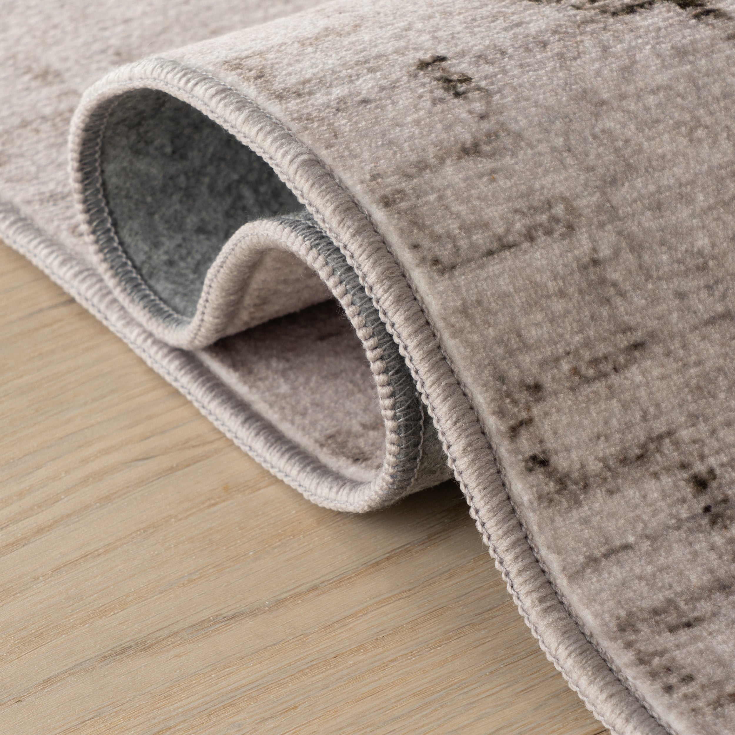 Nuloom Astrelle Floral & Paisley Washable Rug - Image 4