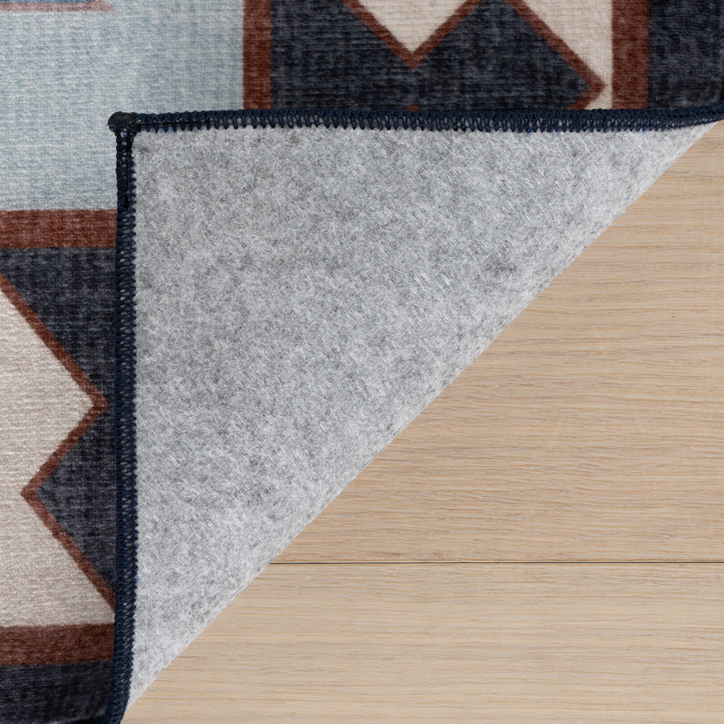 Nuloom Amelisse Bordered Washable Rug - Image 8