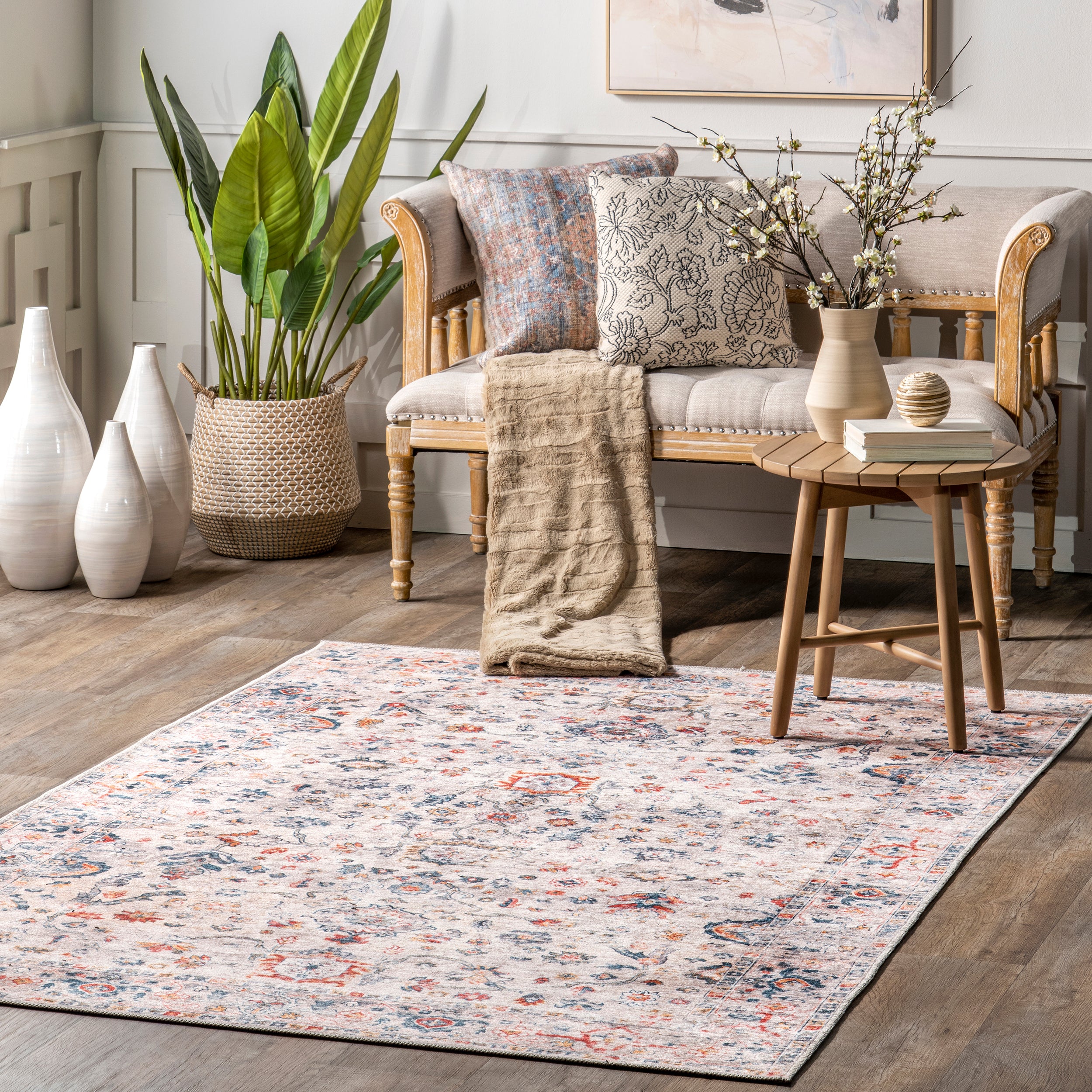 Liza Traditional Faded Cotton Area Rug - Image 2