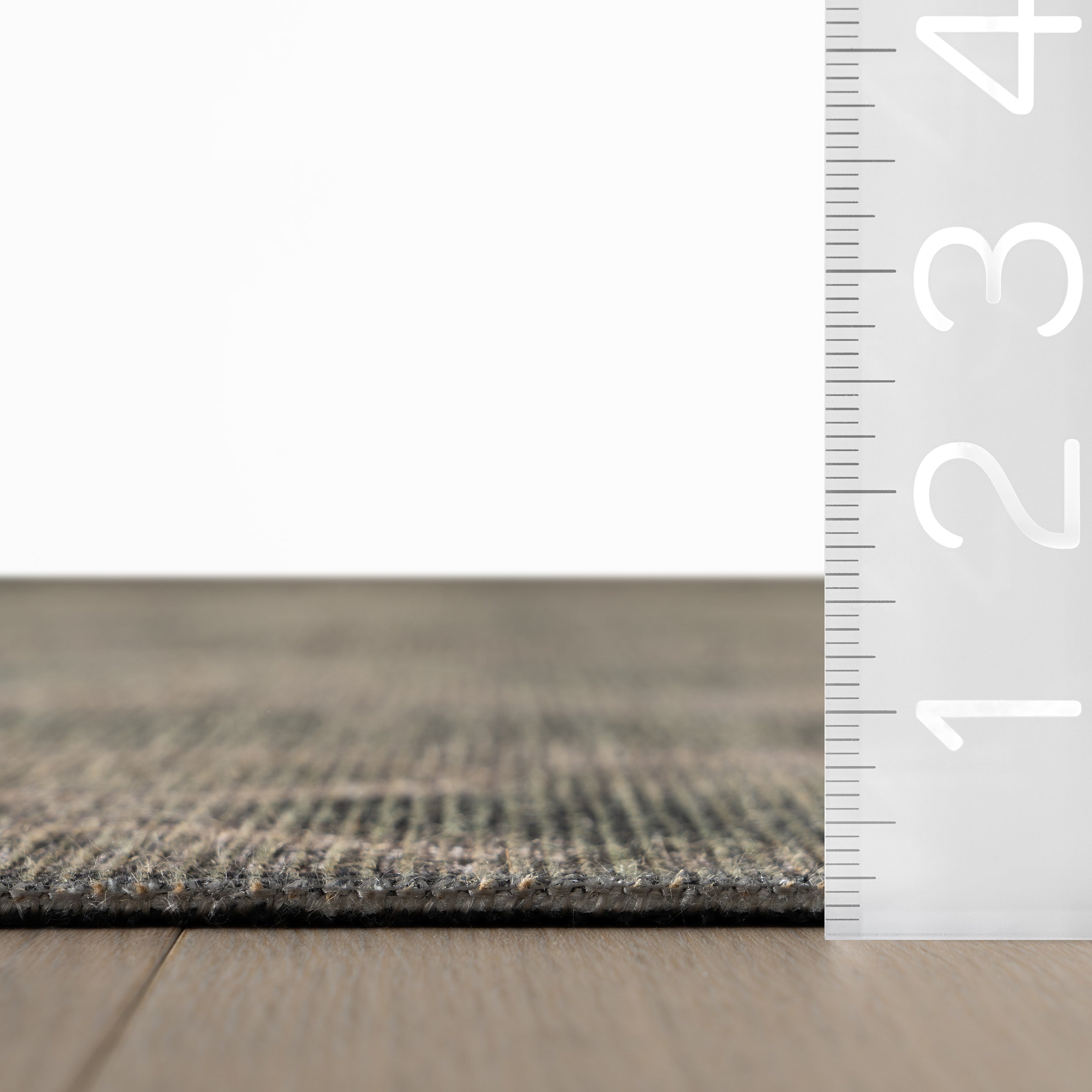 Nuloom Anelia Traditional Vintage & Distressed Area Rug - Image 3