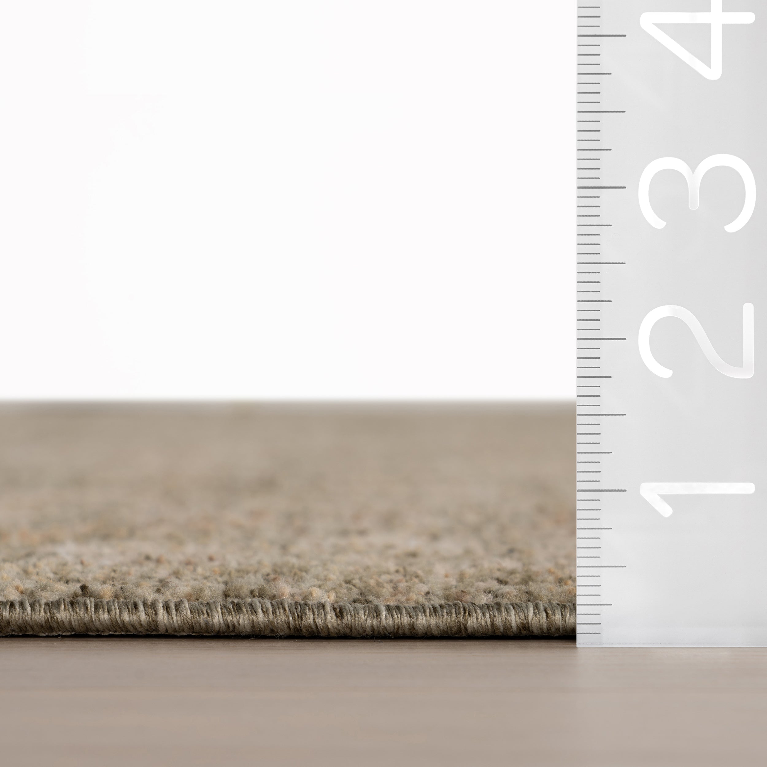 Esmavelle Vintage & Distressed Traditional Area Rug - Image 3