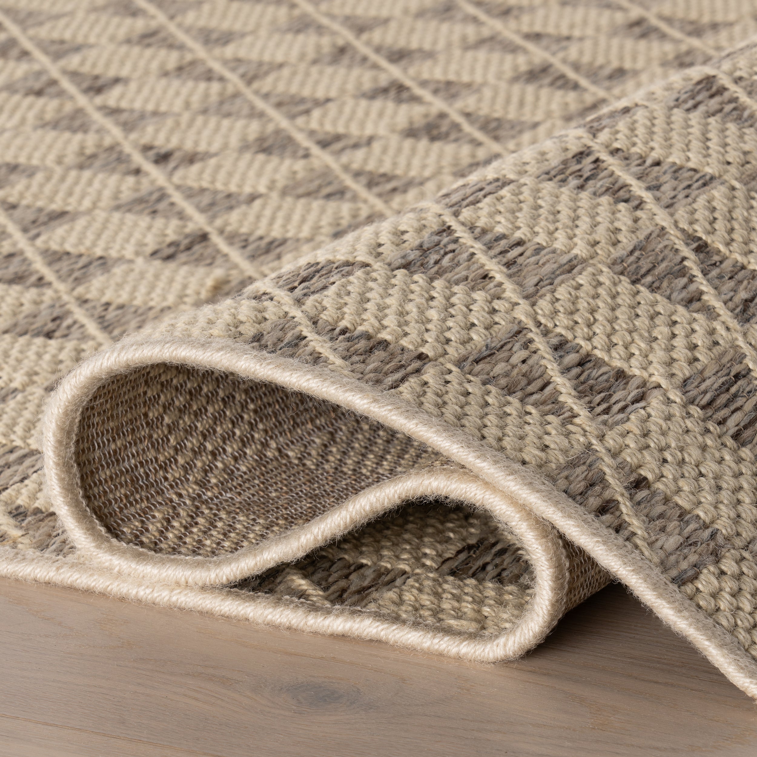 Nuloom Fiorenna Modern Checkered Rug - Image 4