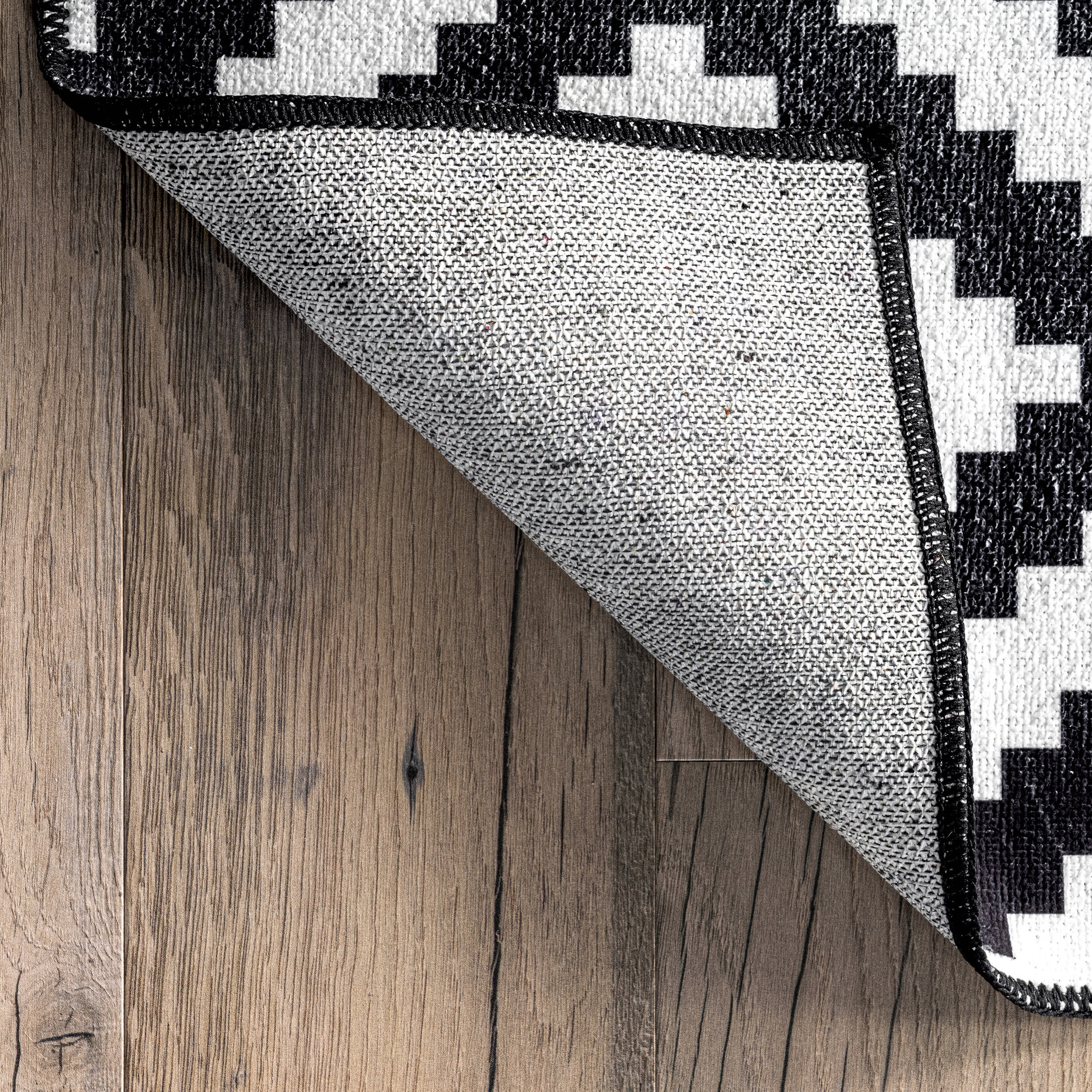 Kellee Machine Washable Modern Diamonds Area Rug - Image 7