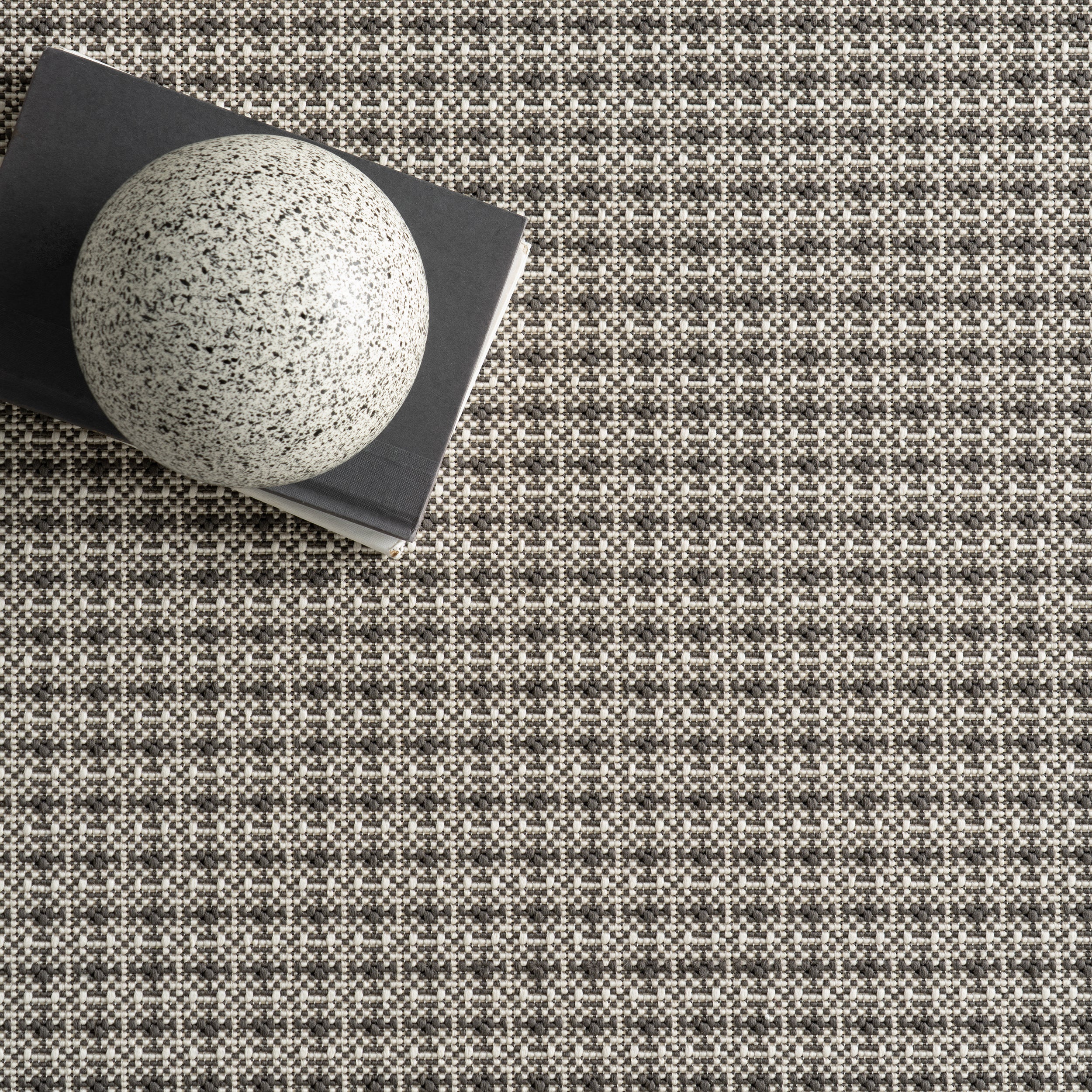 Tirzah Modern Indoor/Outdoor Rug - Image 15