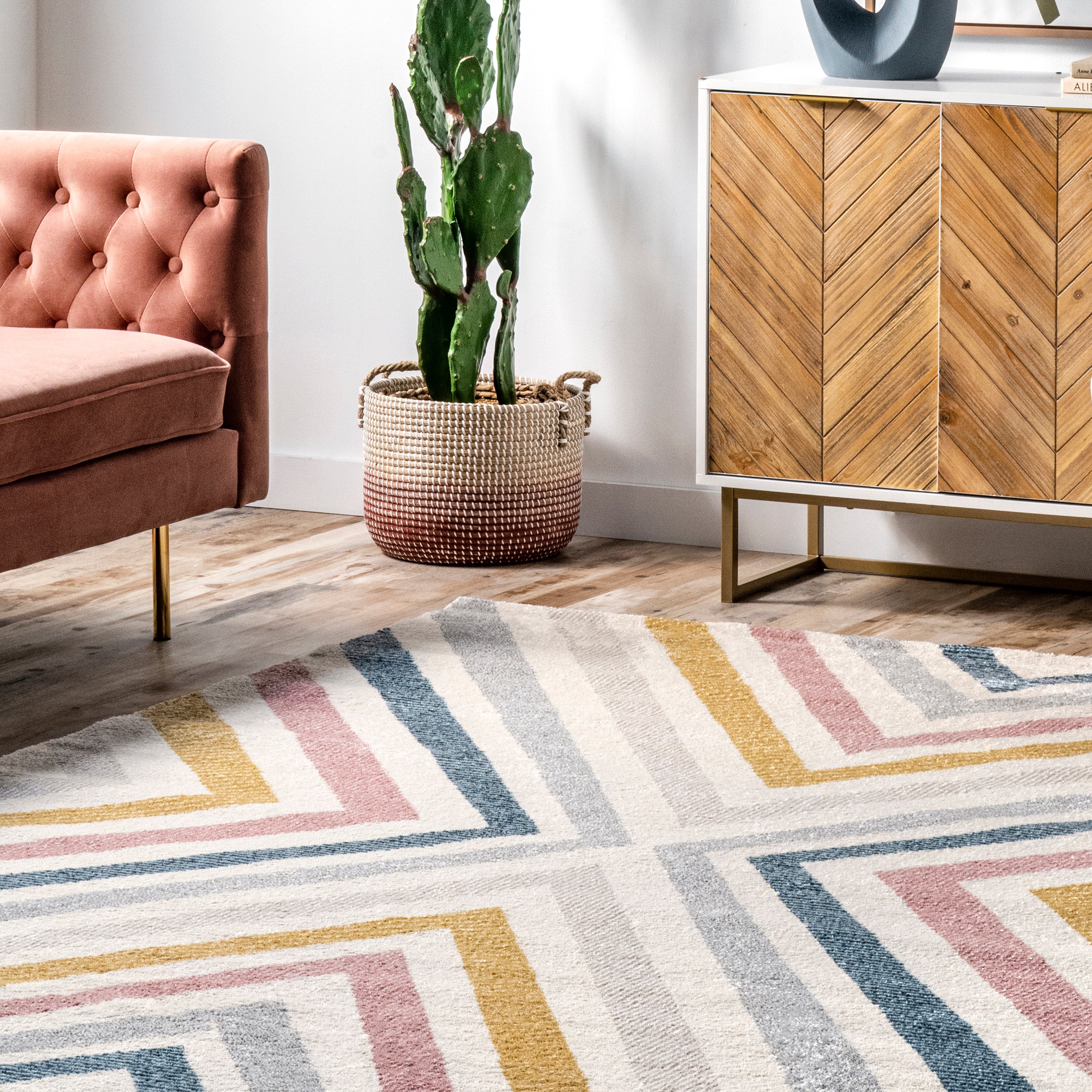 Neveah Contemporary Chevron Area Rug - Image 9