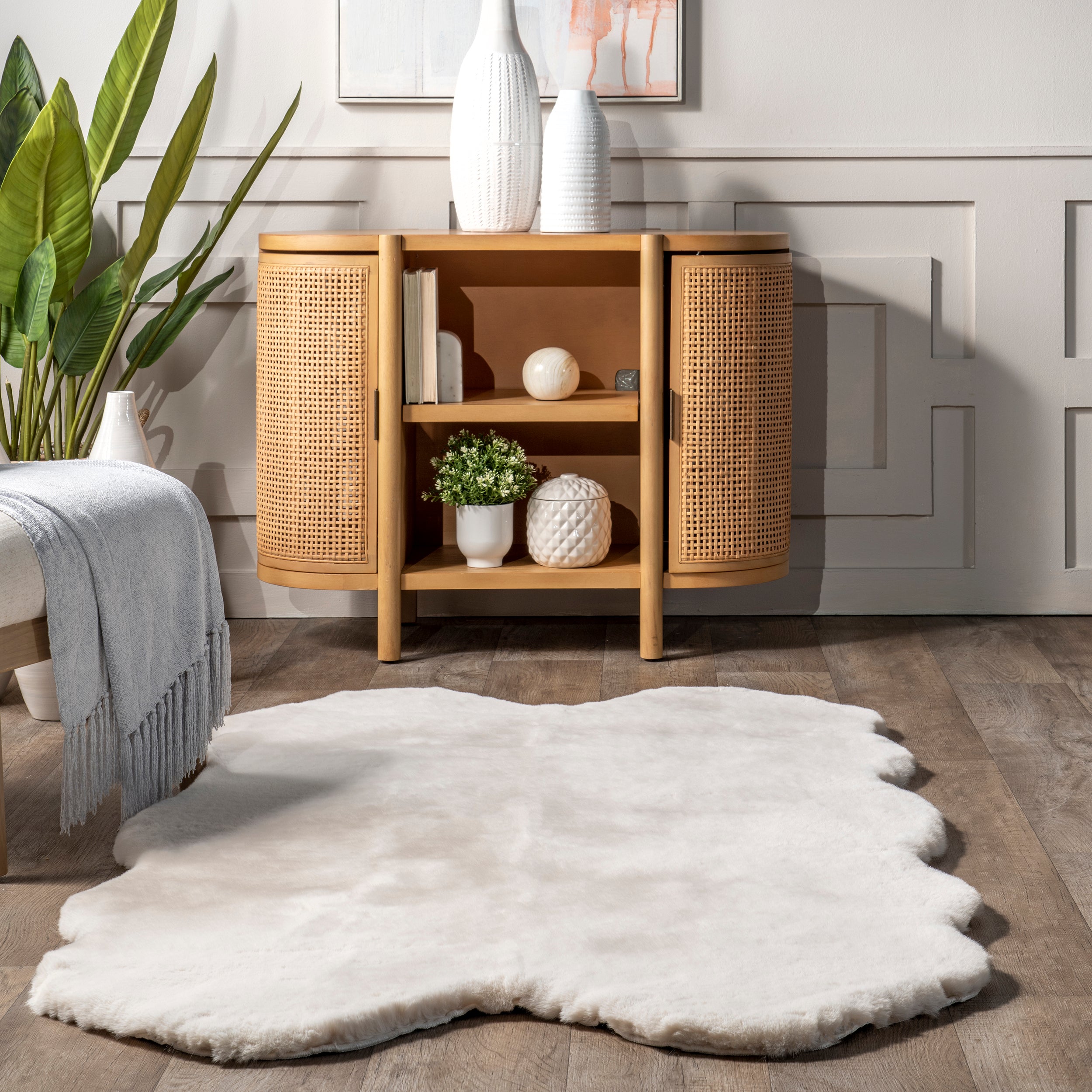 Corra Faux SheepSkin Machine Washable Area Rug - Image 8