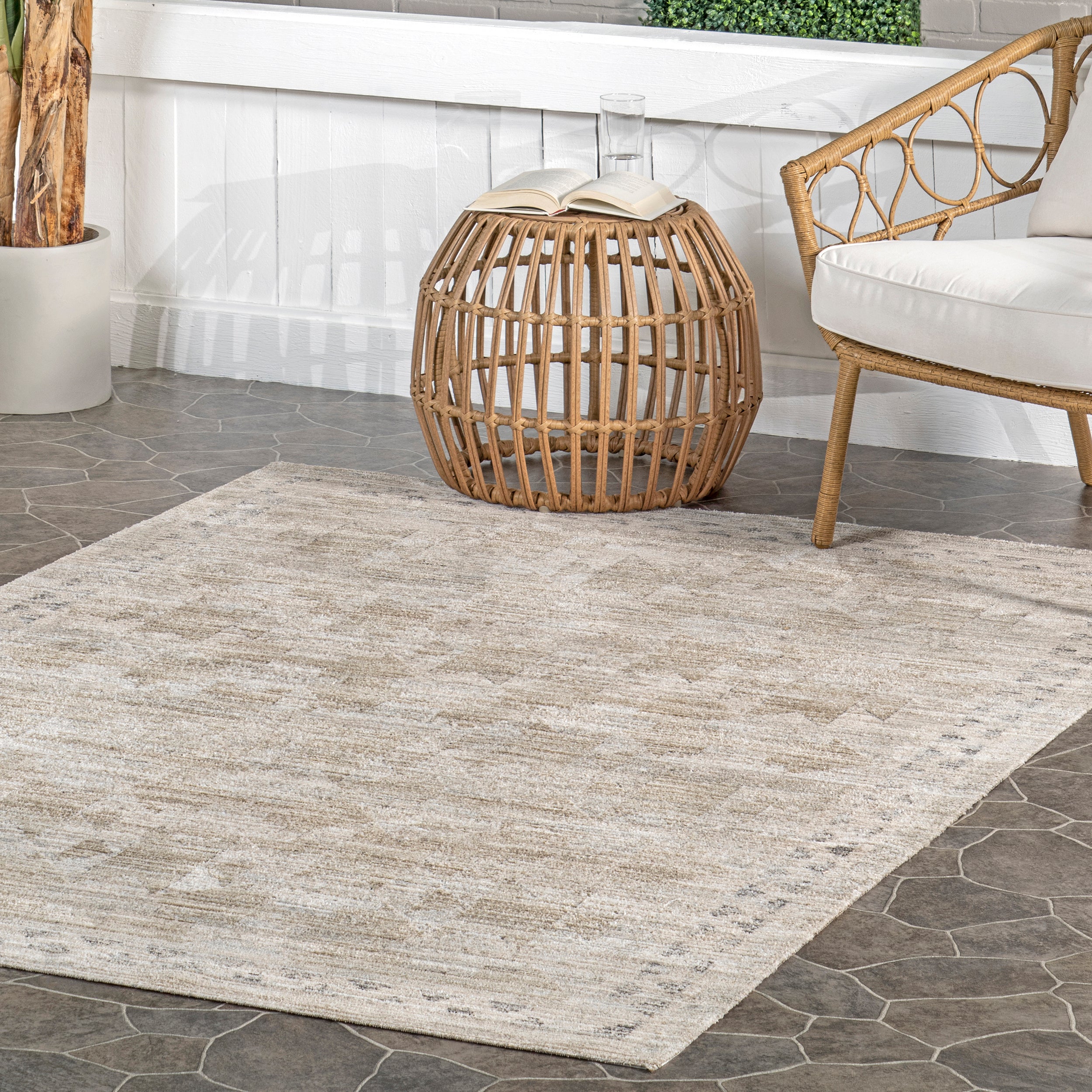 Aine Bordered Machine Washable Indoor/Outdoor Area Rug - Image 9