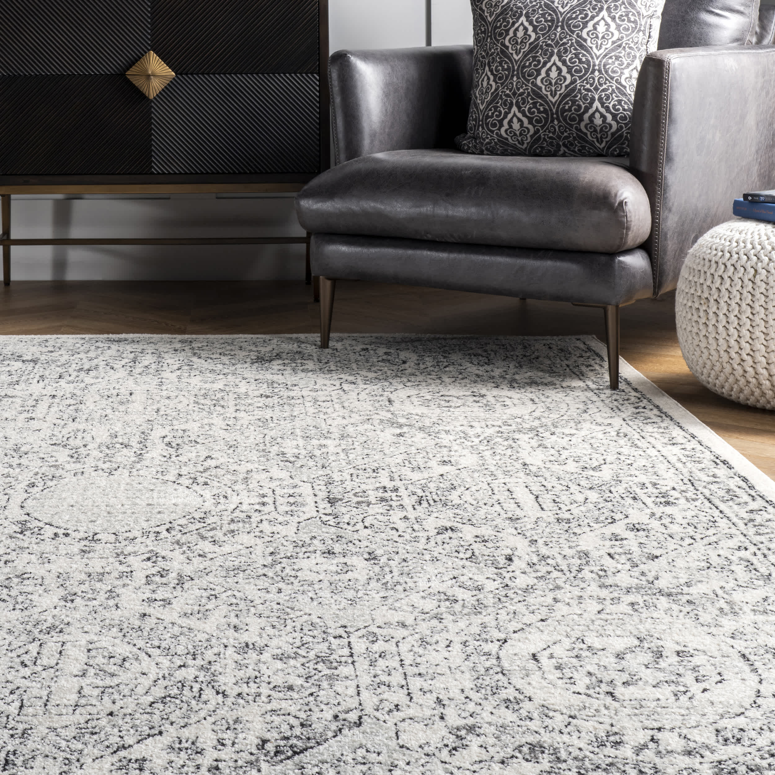 Vintage Minta Area Rug - Image 7
