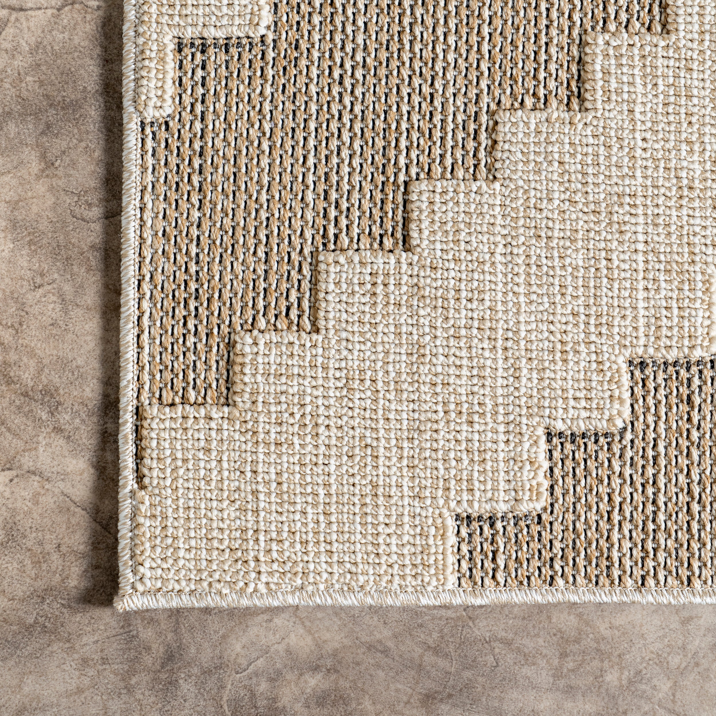 Teisha Tribal Diamond Indoor/Outdoor Area Rug - Image 5