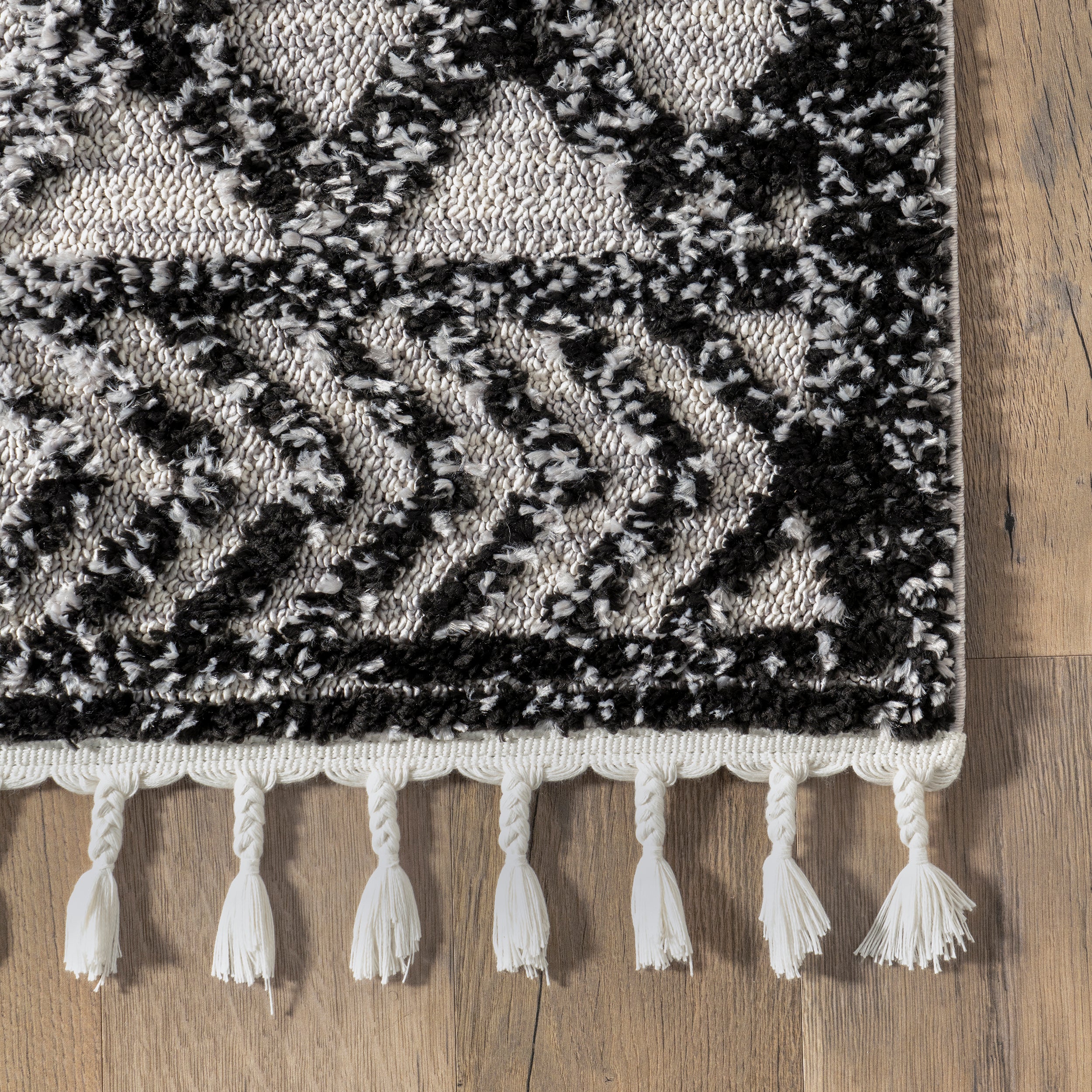 Ansley Moroccan Lattice Tassel Area Rug - Image 27