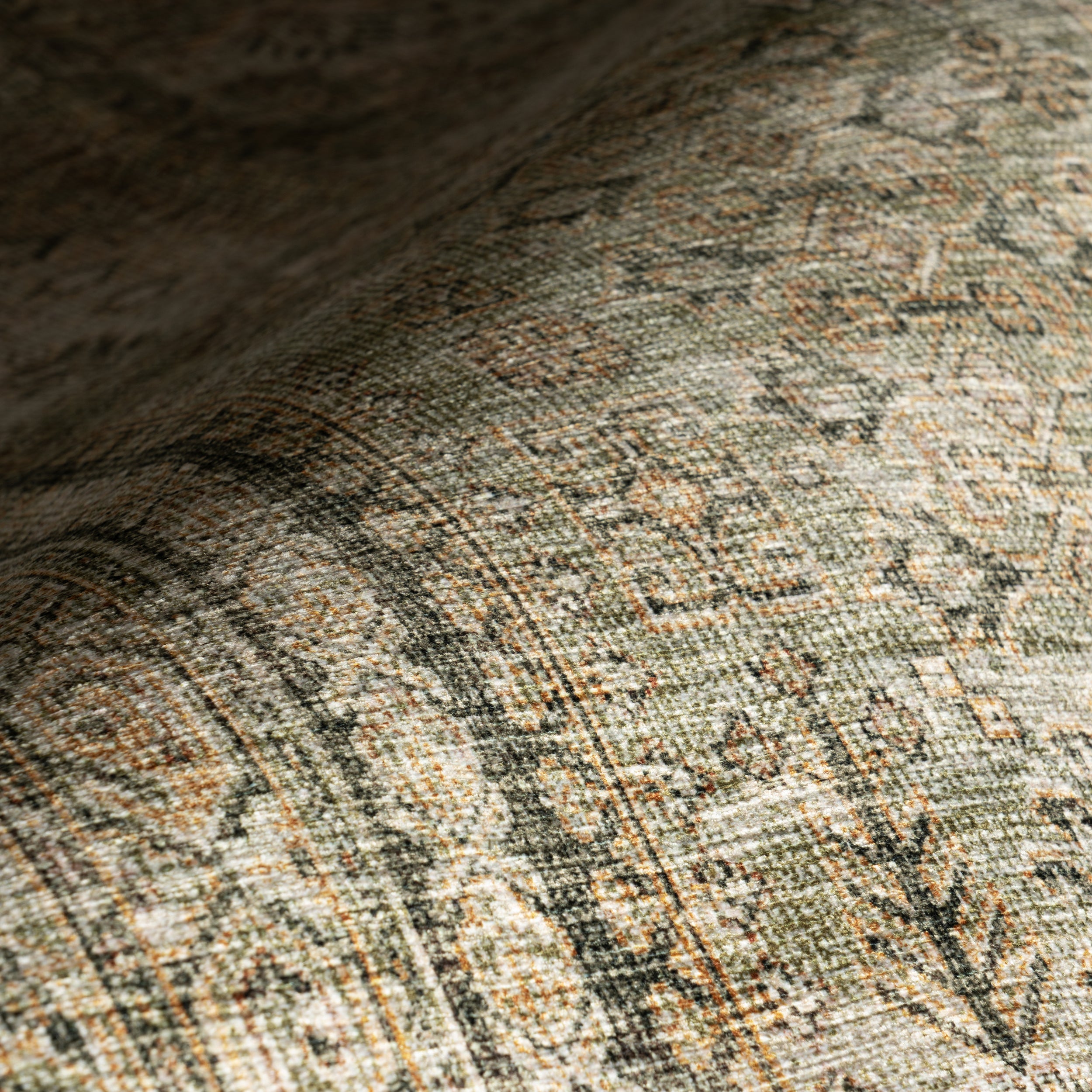 Nuloom Yalindra Meallion Traditional Washable Area Rug - Image 7