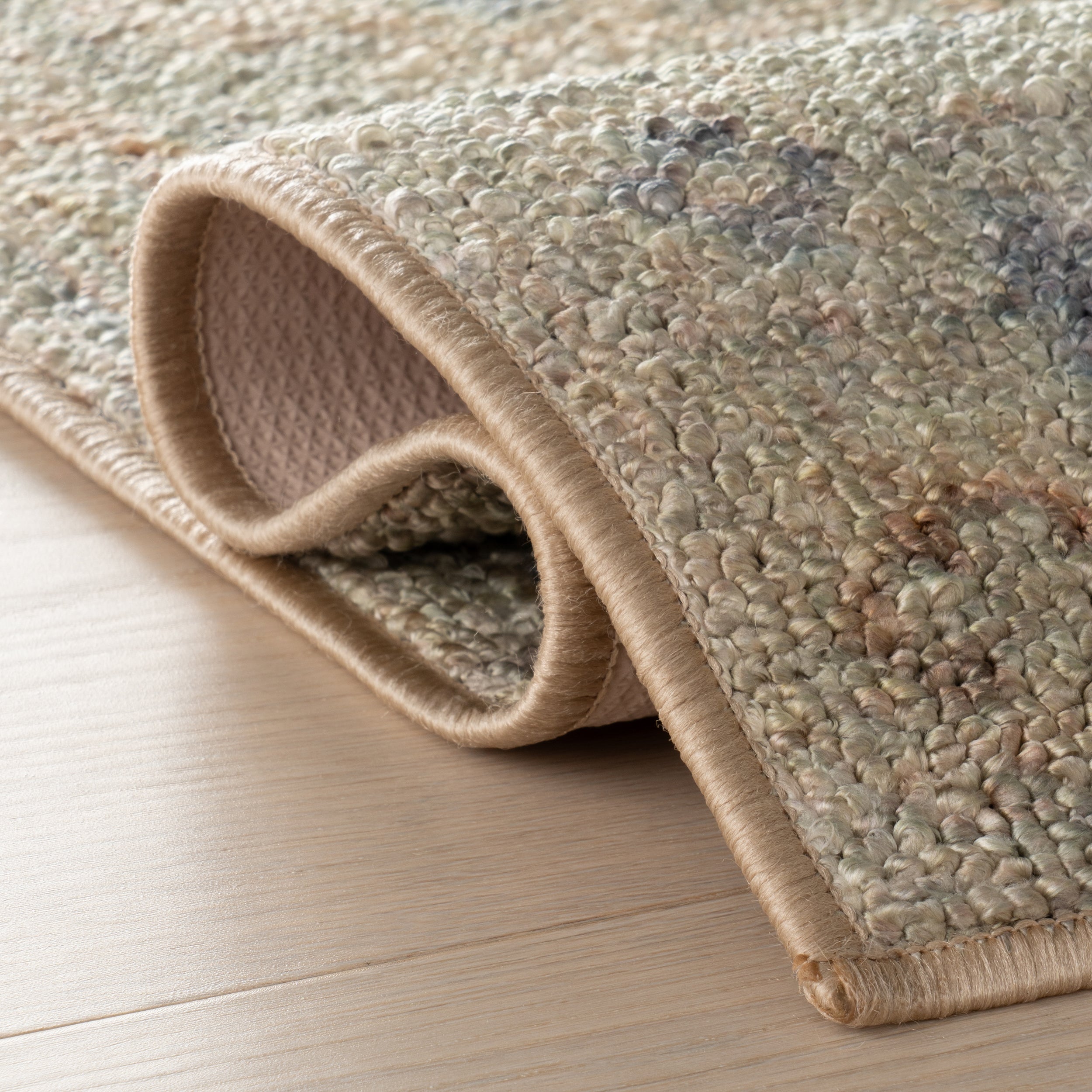 Nuloom Coralyn Traditional Bordered Washable Area Rug - Image 4