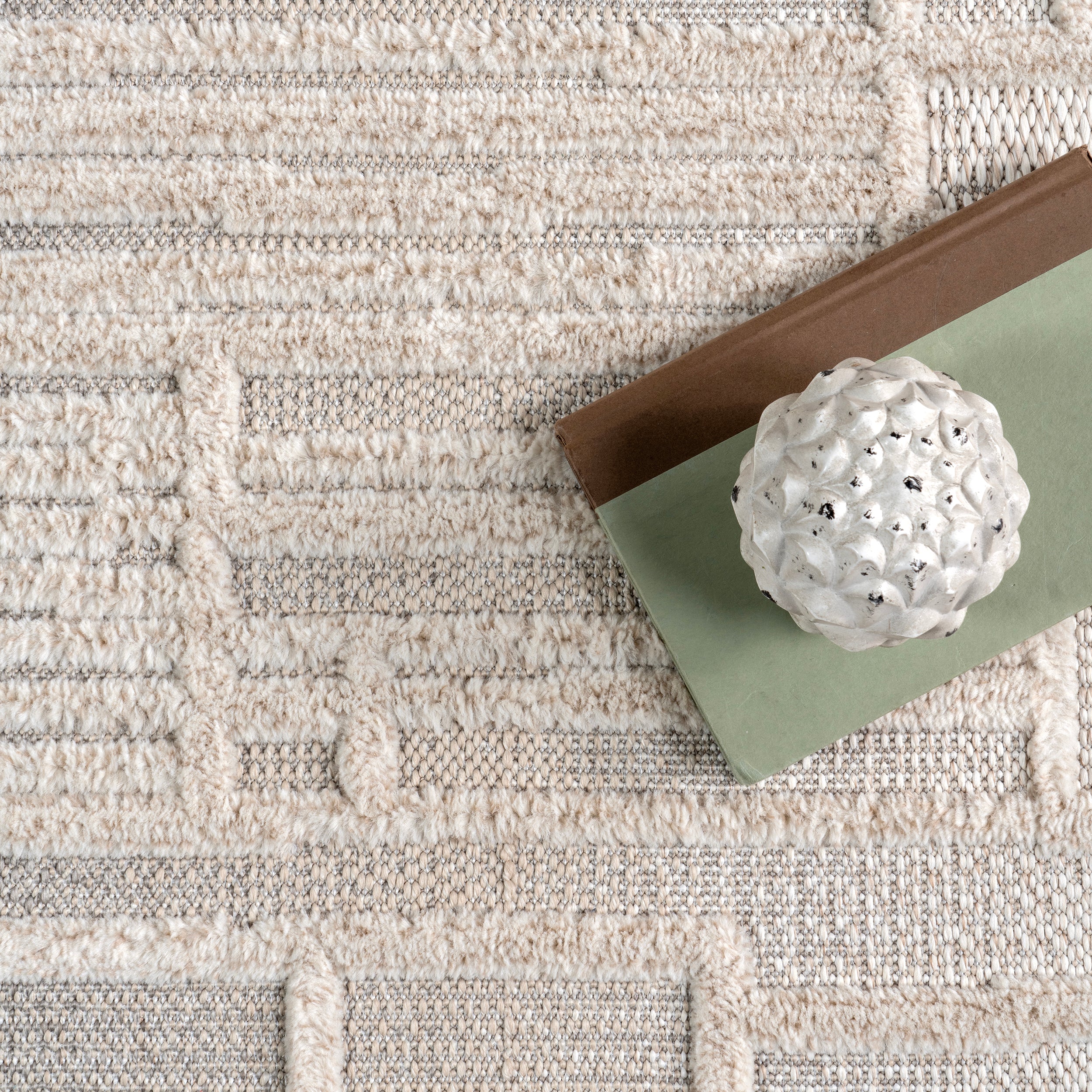 Ismene Modern High-Low Fringe Area Rug - Image 6