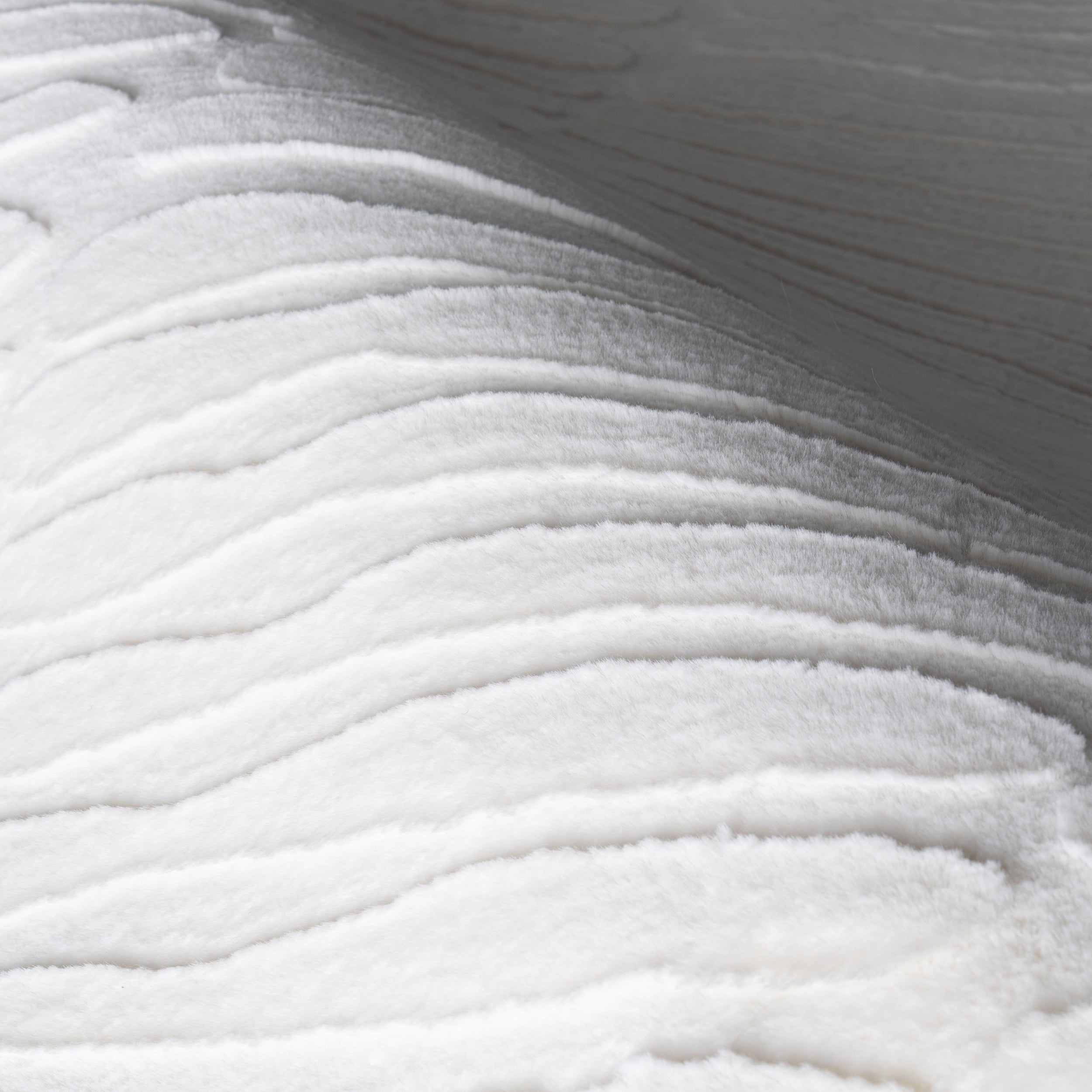 Nuloom Nivella Solid Cloud Washable Area Rug - Image 7