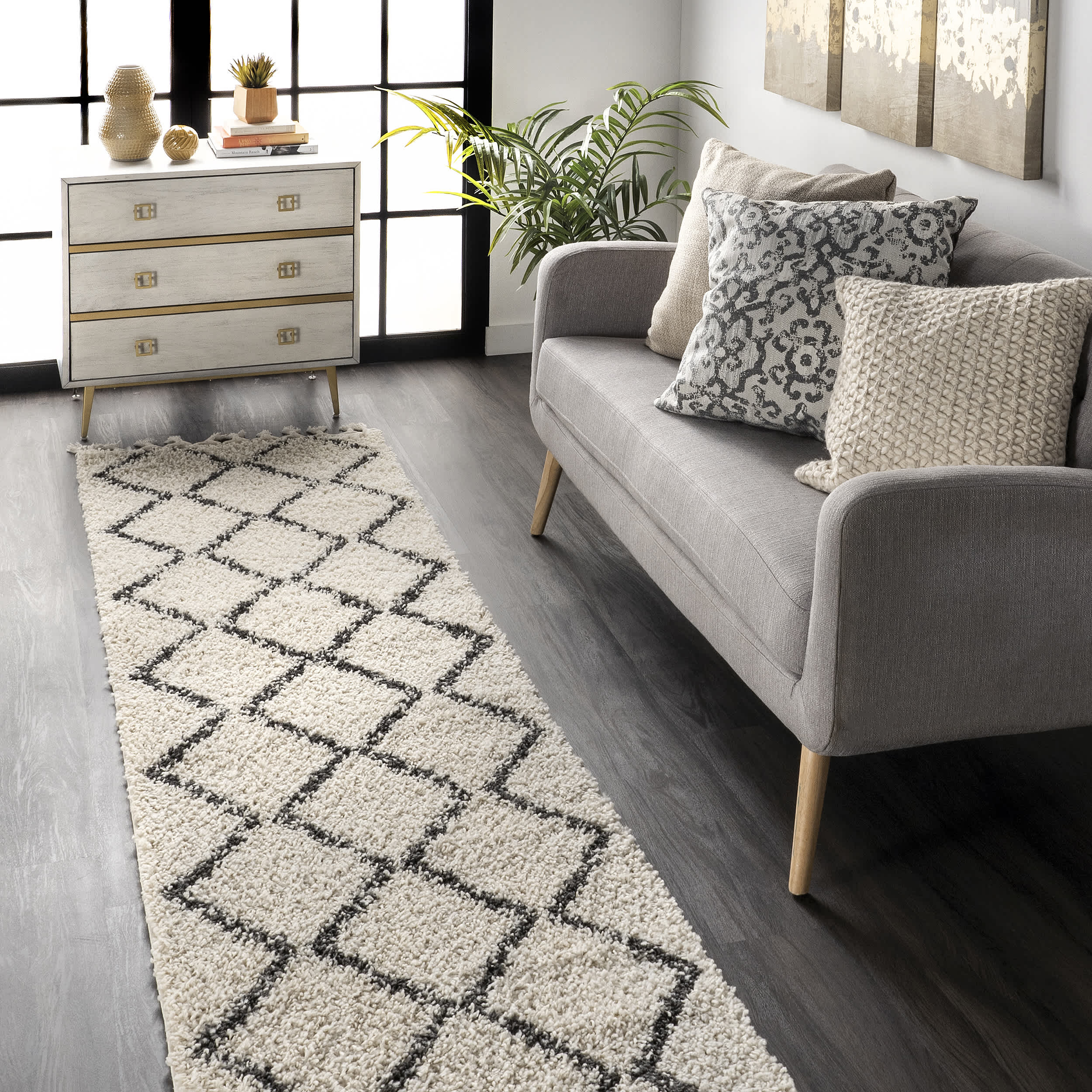 Michelle Diamond Trellis Tassel Area Rug - Image 8