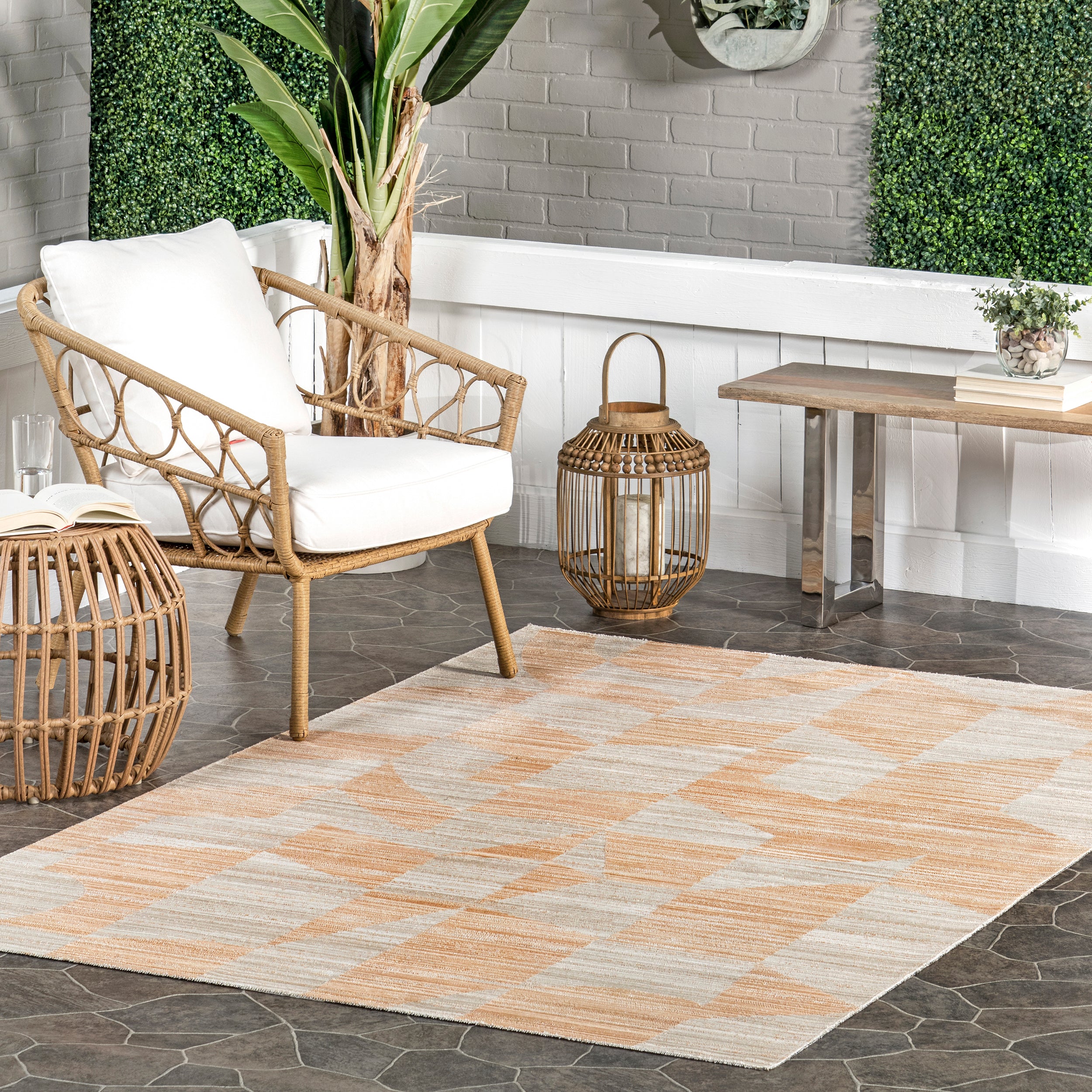 Aranea Abstract Machine Washable Indoor/Outdoor Area Rug - Image 2