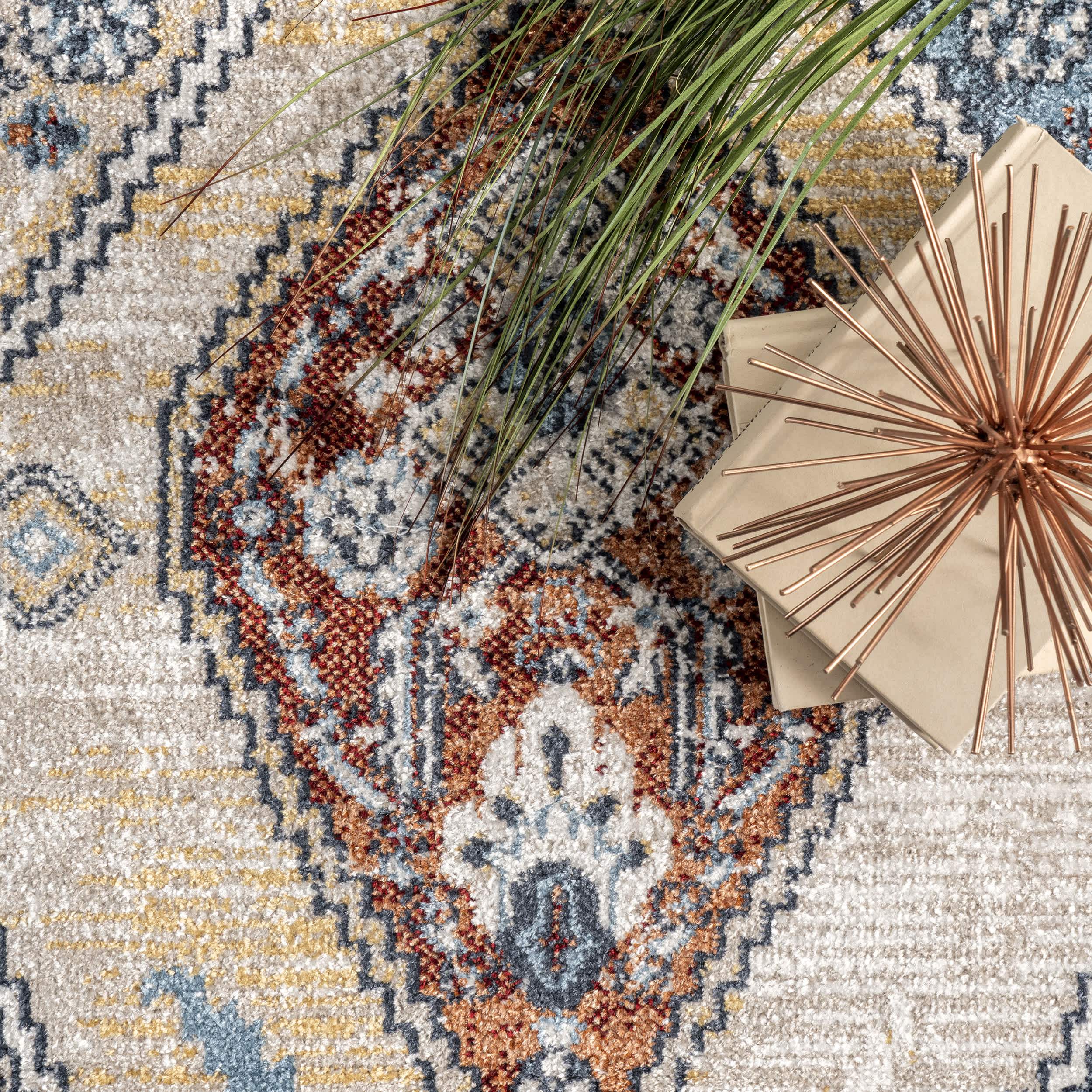 Clarabelle Machine Washable Traditional Diamonds Area Rug - Image 6