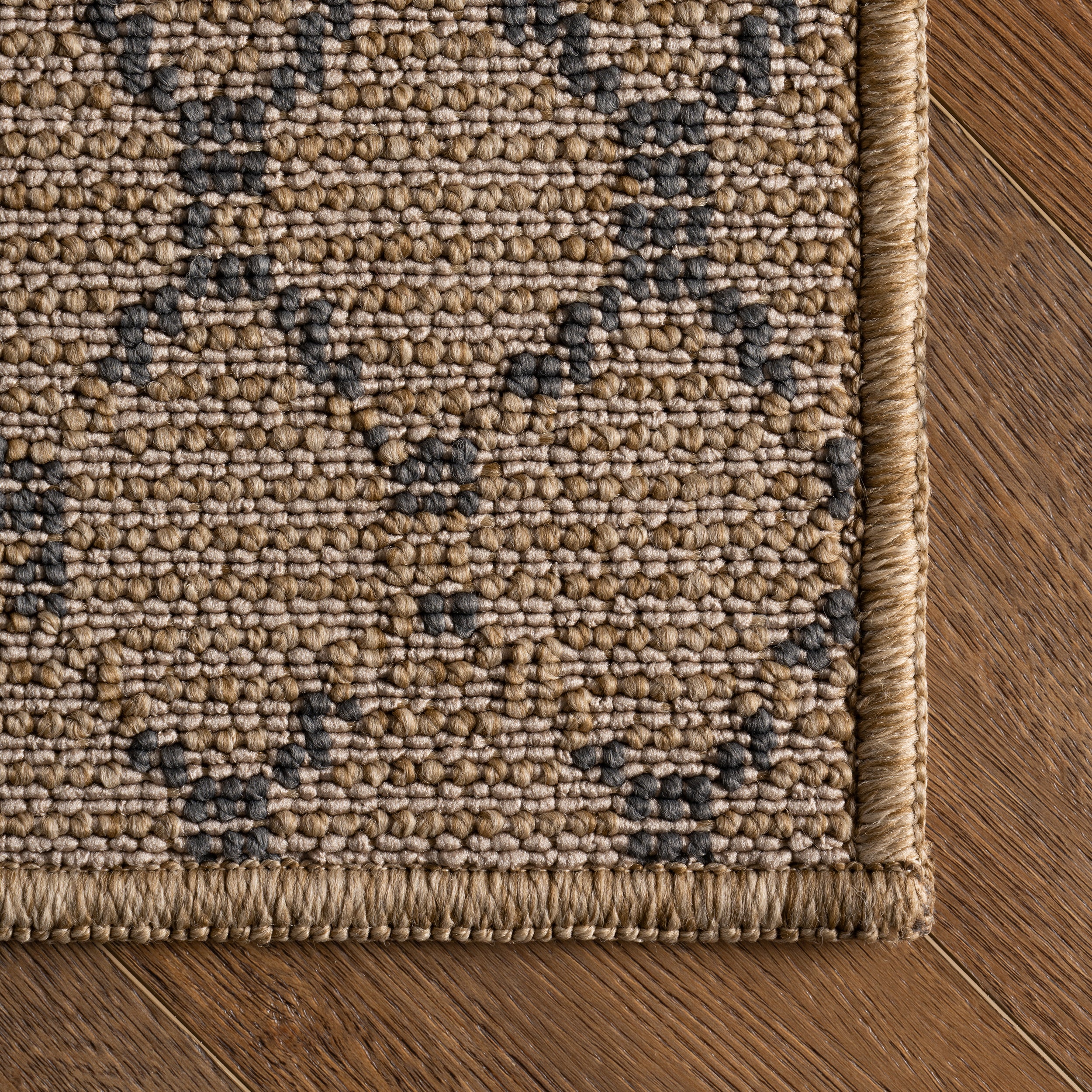 Nuloom Jorelia Contemporary Diamond Indoor/Outdoor Area Rug - Image 6