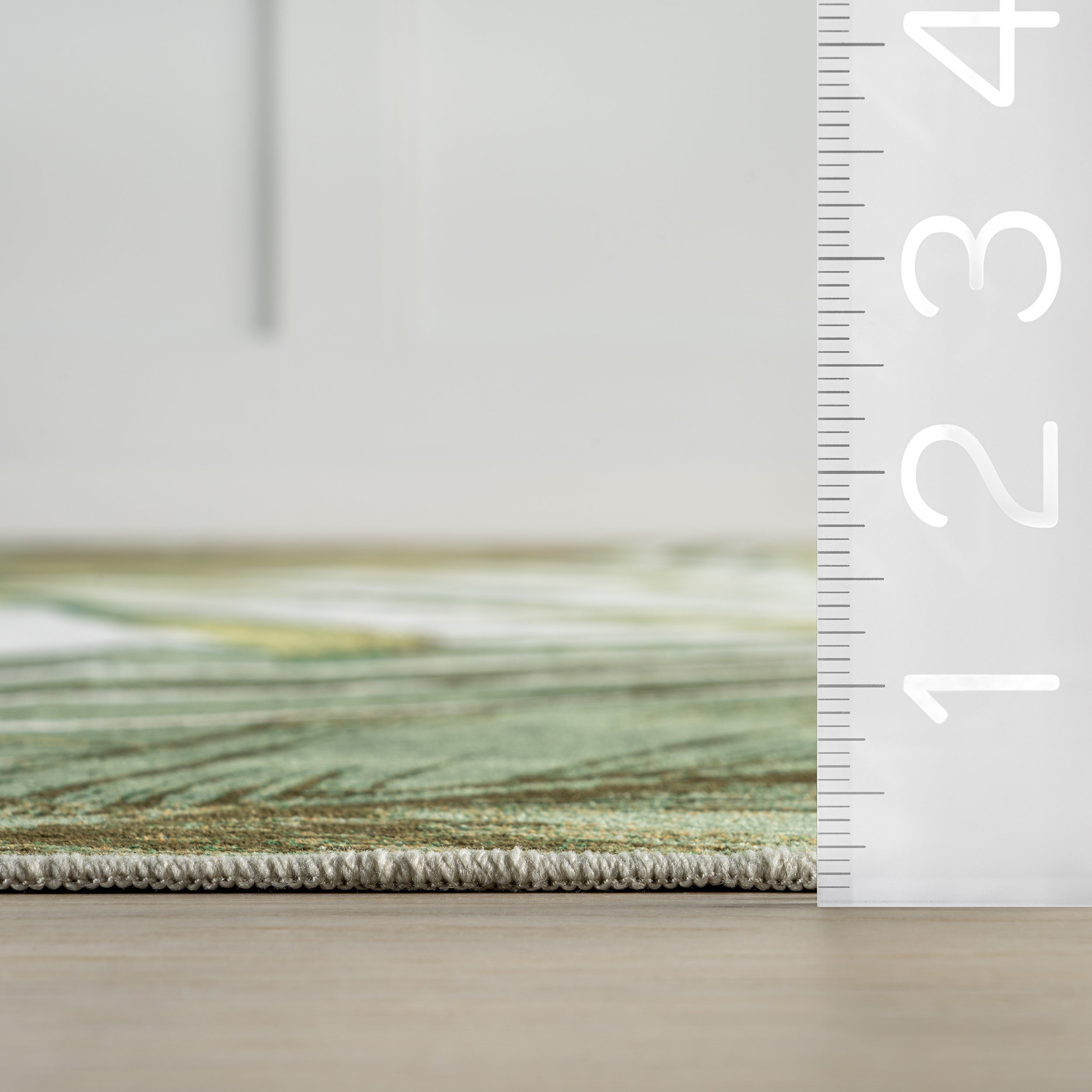 Cyra Splashguard Graphic Machine Washable Area Rug - Image 3