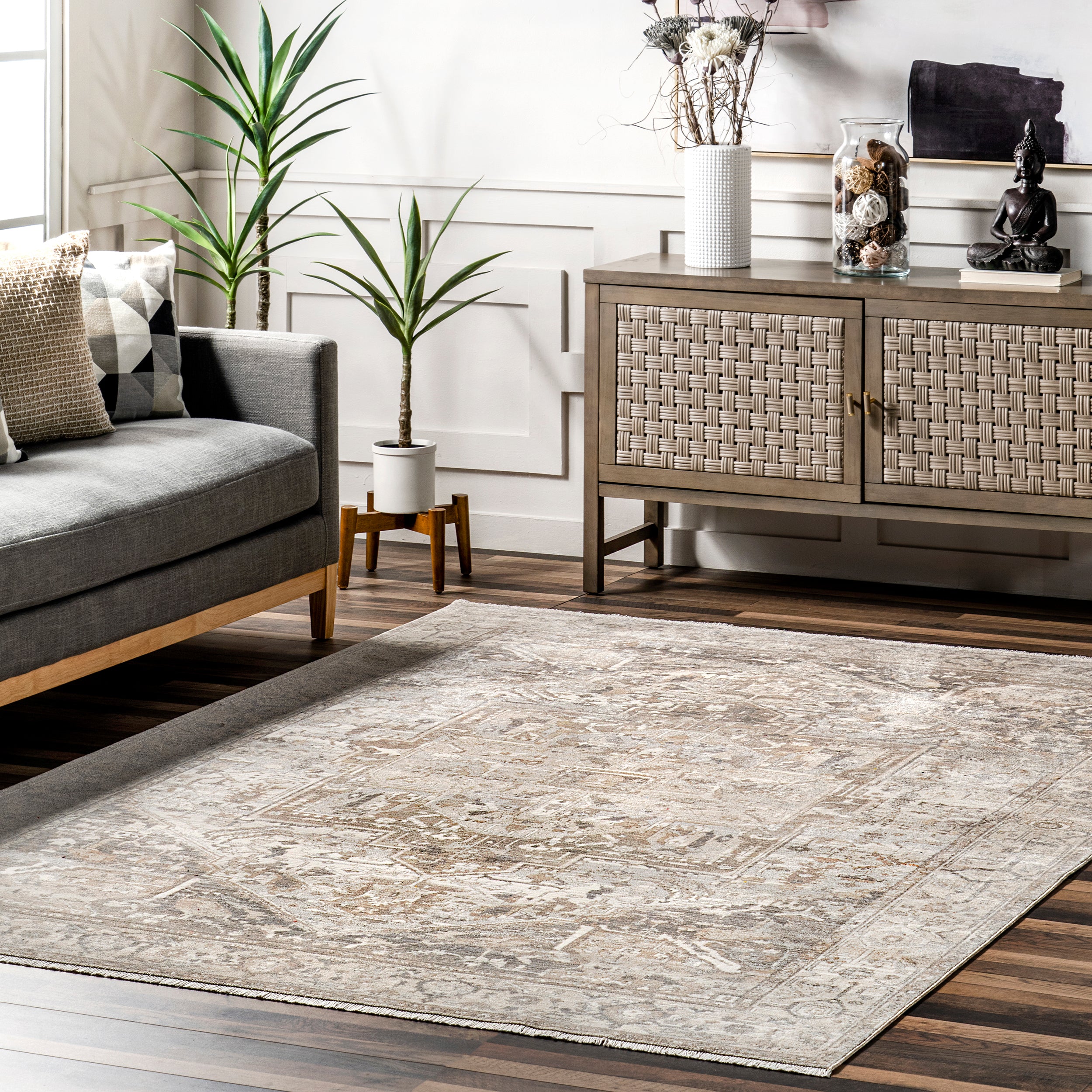 Harriet Vintage Medallion Fringe Area Rug - Image 12