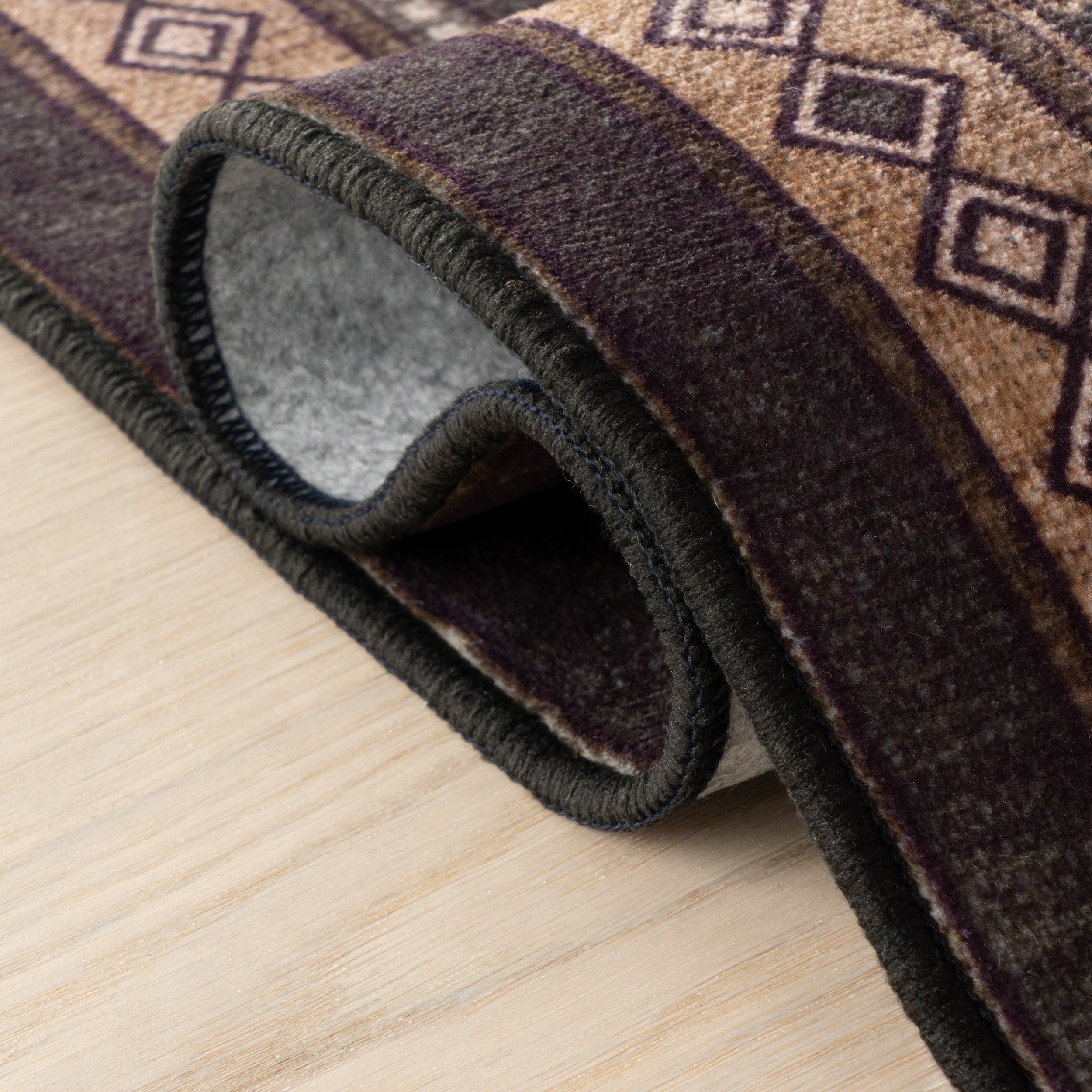 Nuloom Renelle Medallion Washable Rug - Image 4