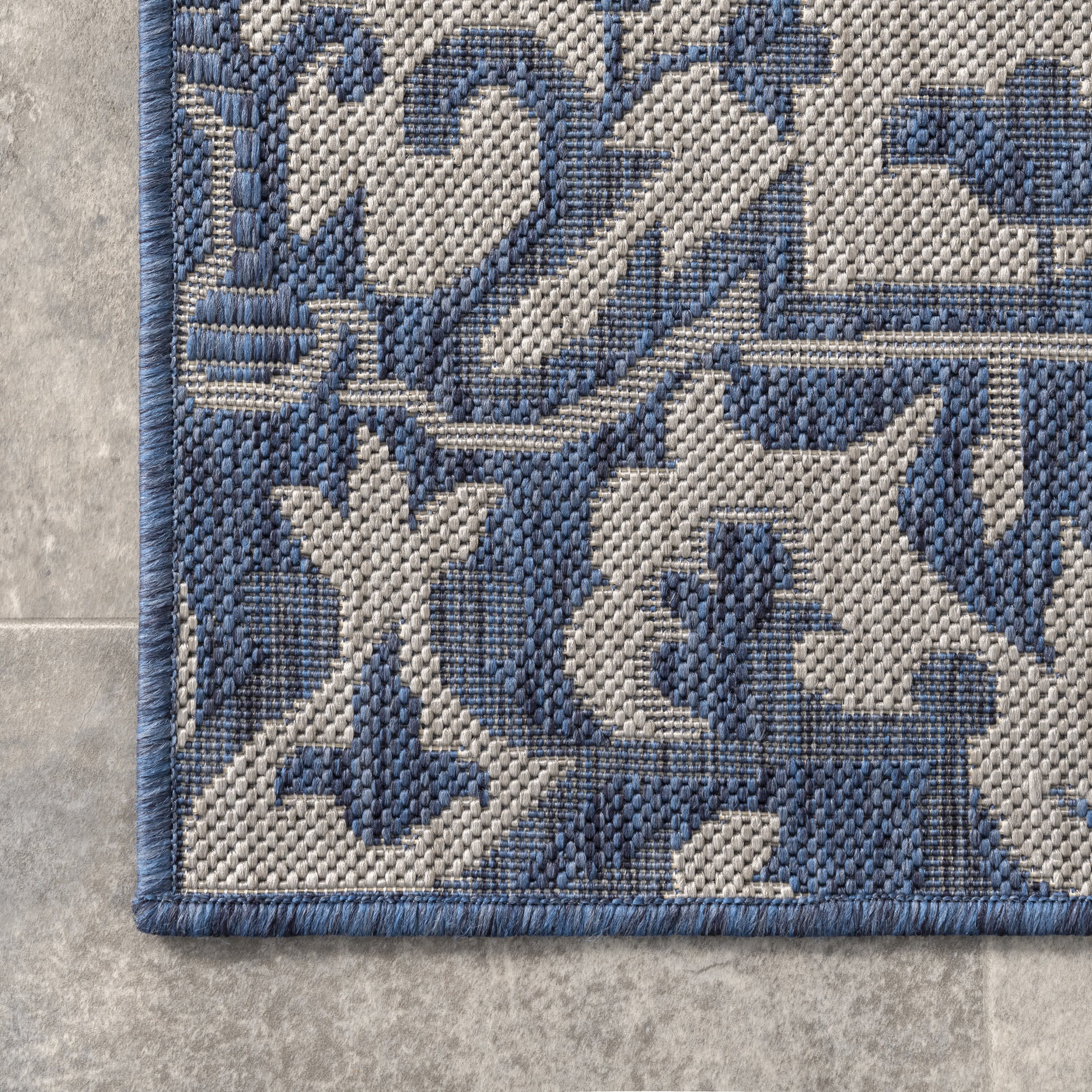 Lane Elegant Medallion Indoor/Outdoor Area Rug - Image 14