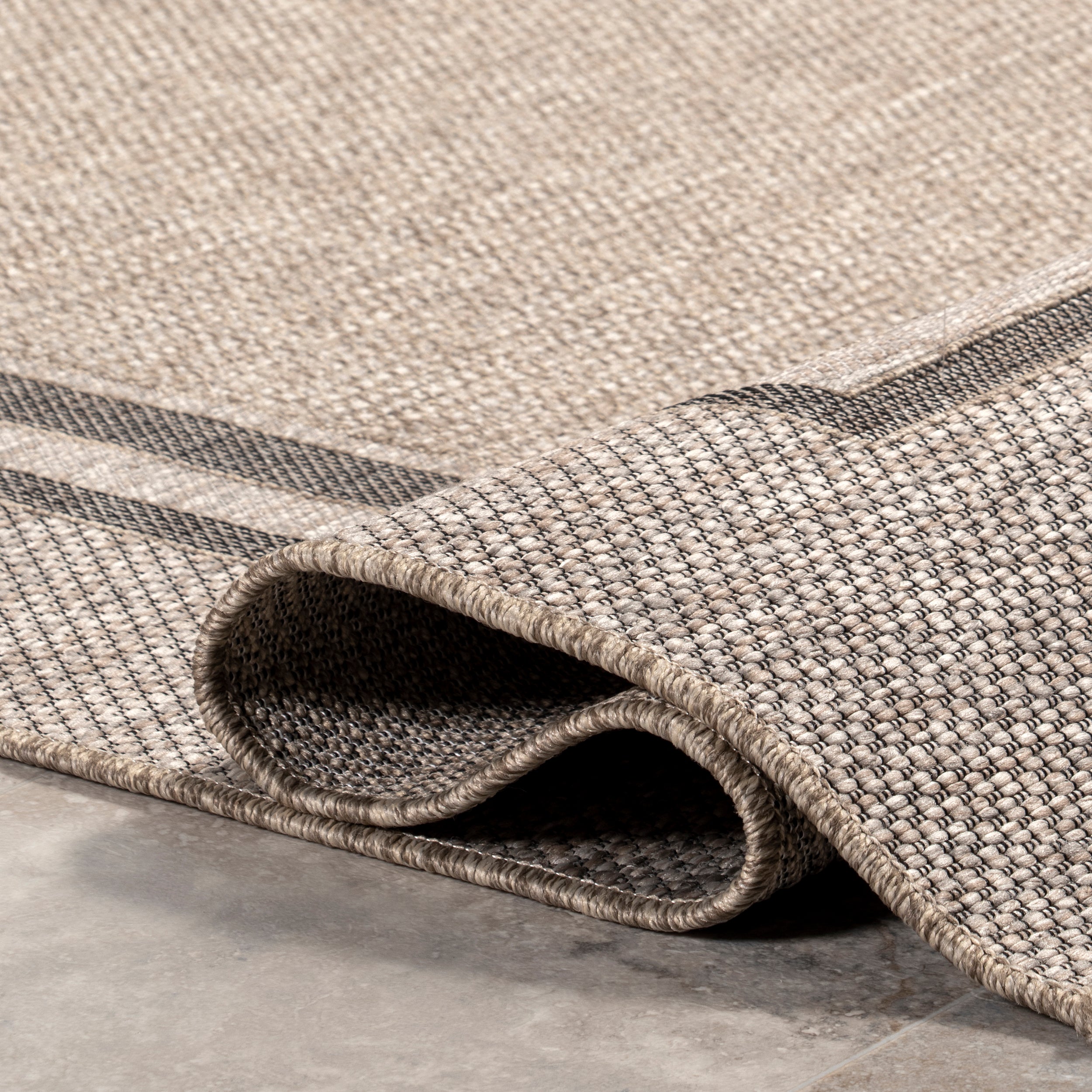 Inaya Casual Bordered Indoor/Outdoor Area Rug - Image 4