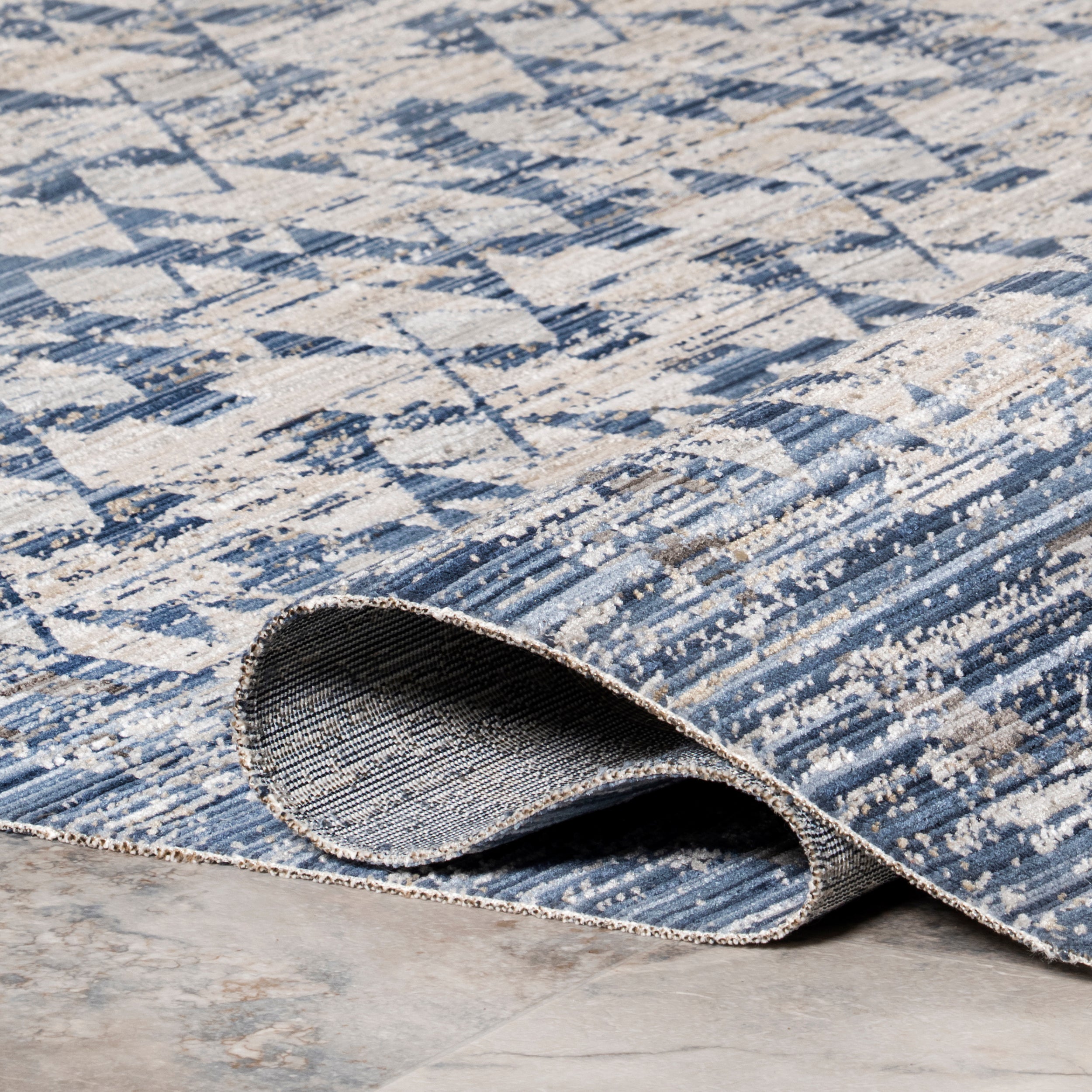 Chaya Geometric Machine Washable Indoor/Outdoor Area Rug - Image 4