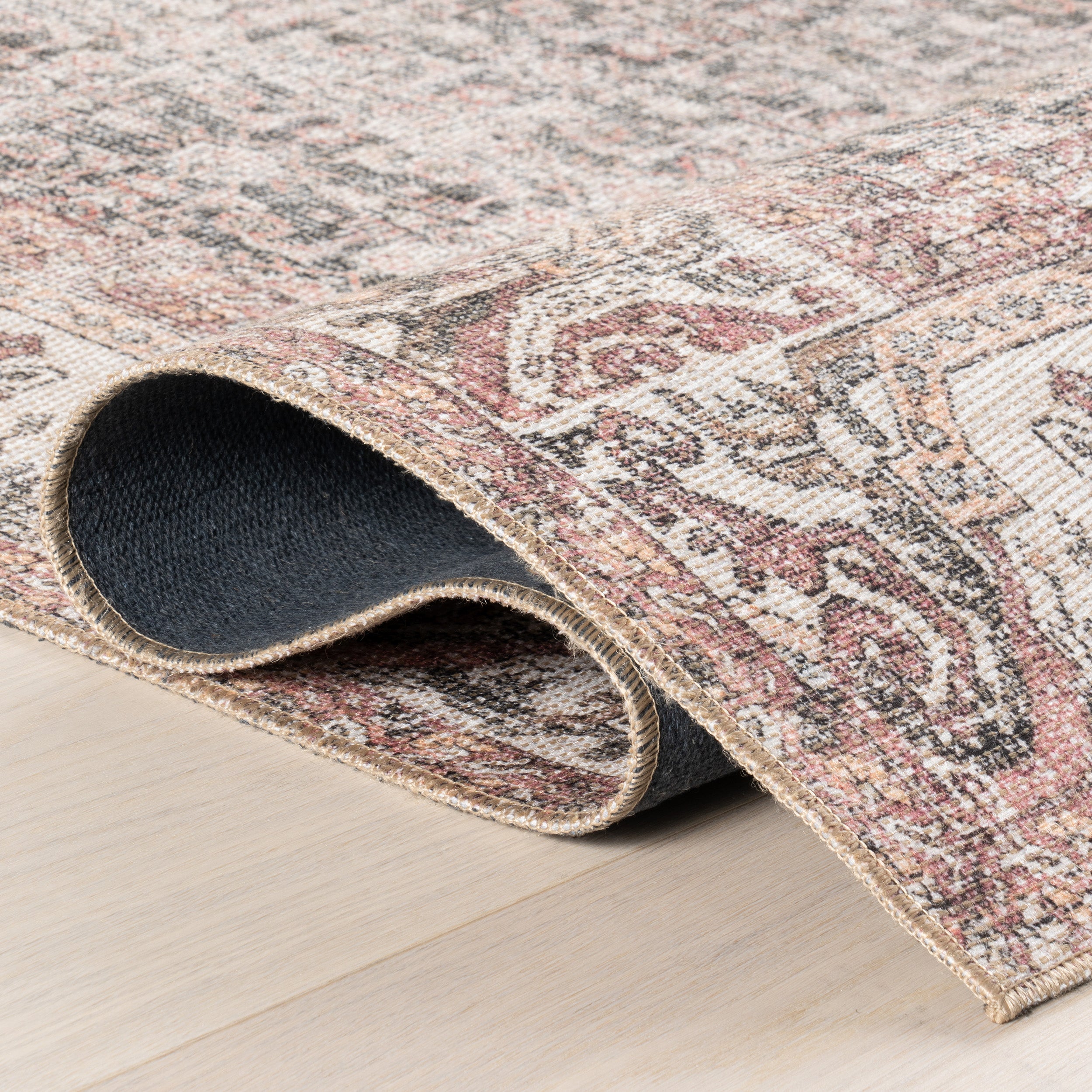 Hillstone Collection Marlowe Traditional Vintage Medallion Area Rug - Image 4