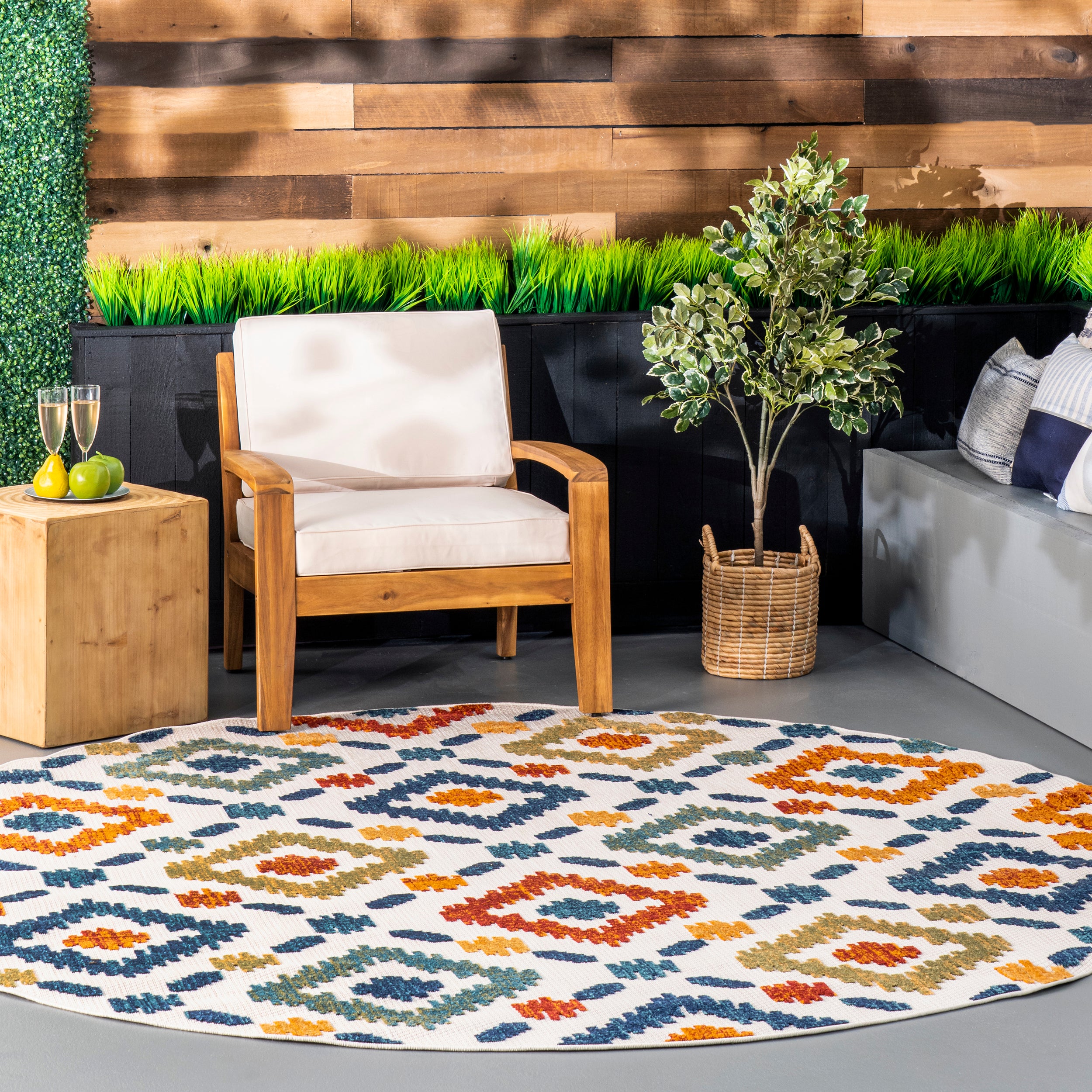 Indoor/Outdoor Transitional Labyrinth Area Rug - Image 10