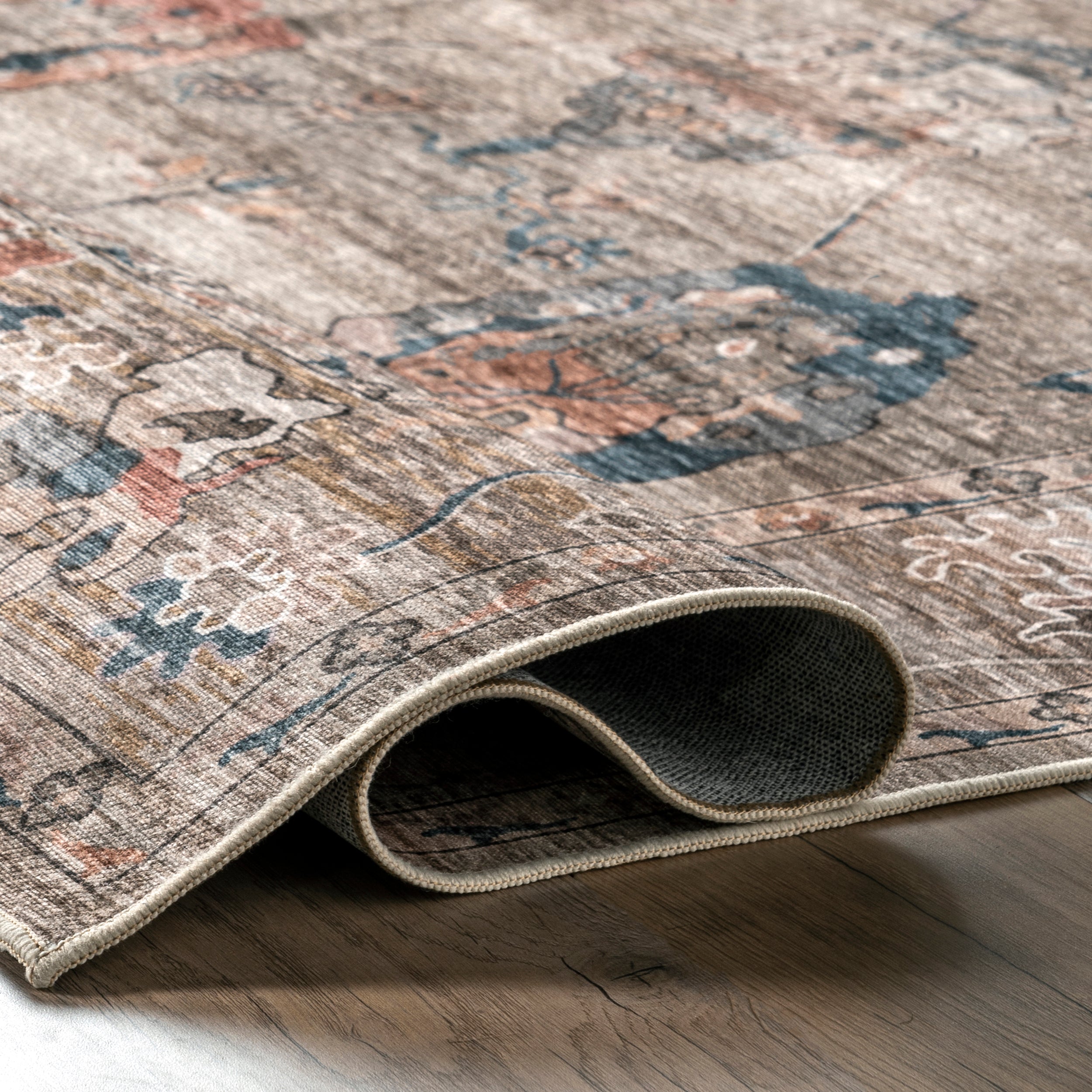 Cleora Vintage Floral Machine Washable Area Rug - Image 4