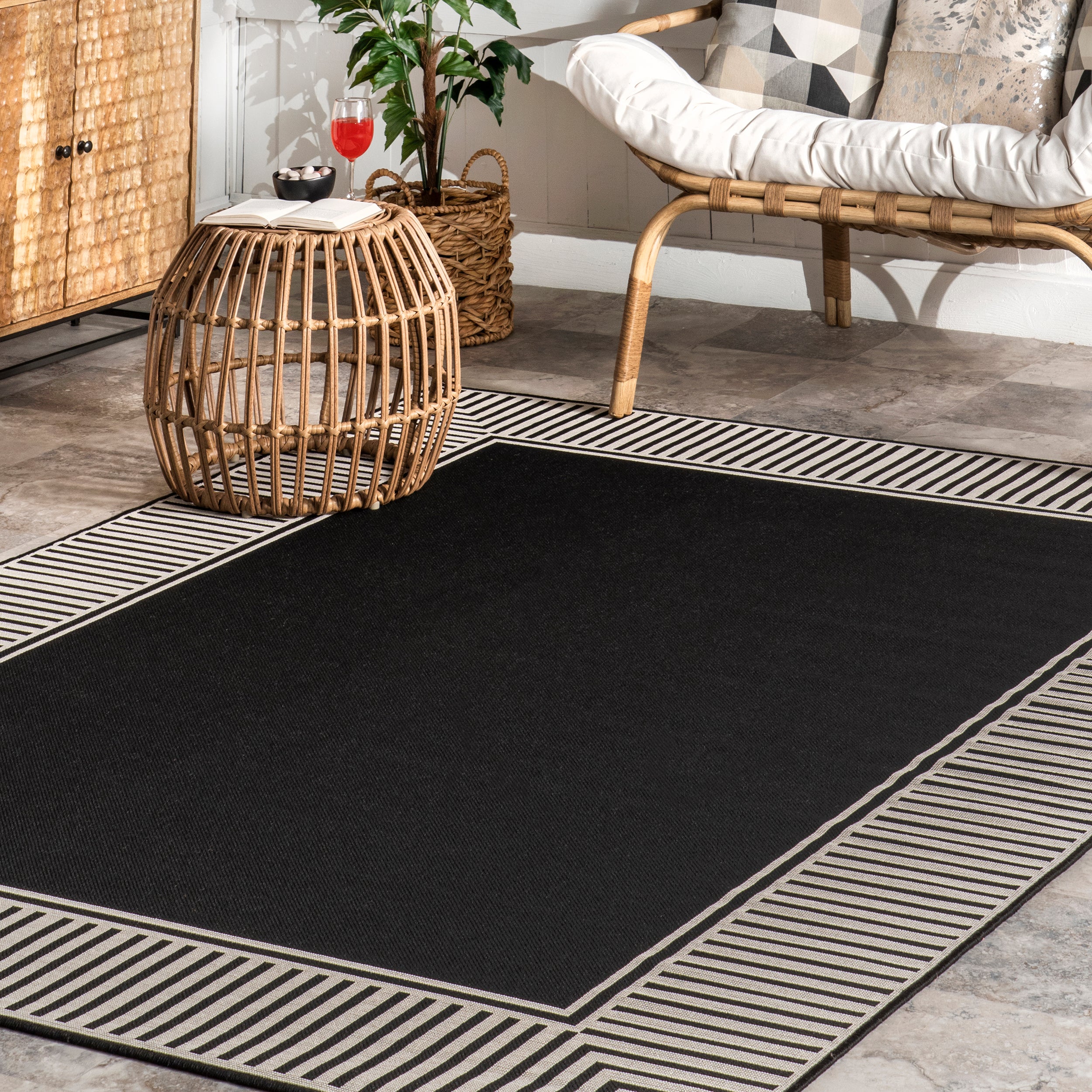 Nuloom Asha Simple Striped Indoor/Outdoor Area Rug - Image 6