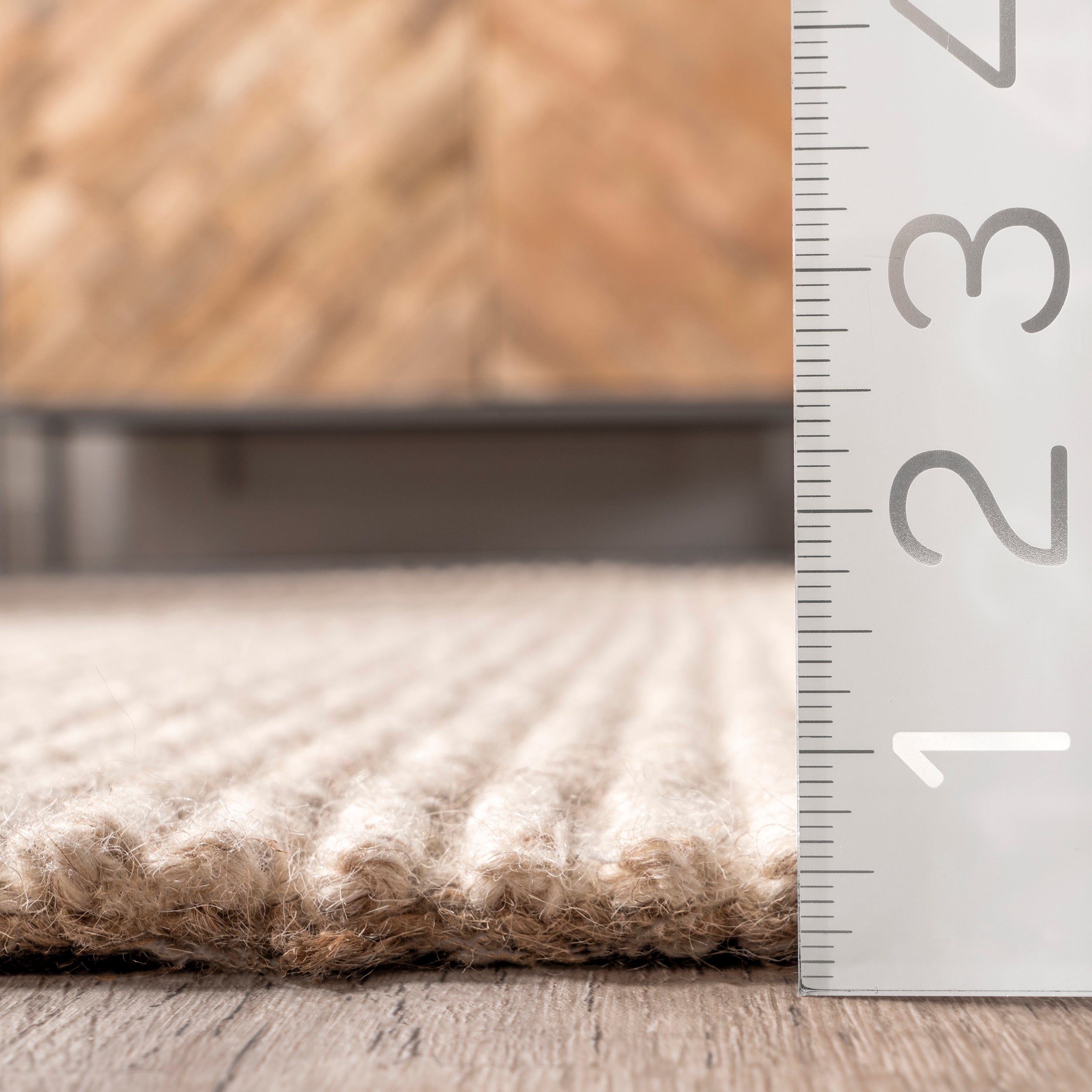 Jolinn Farmhouse Wool and Jute Area Rug - Image 3