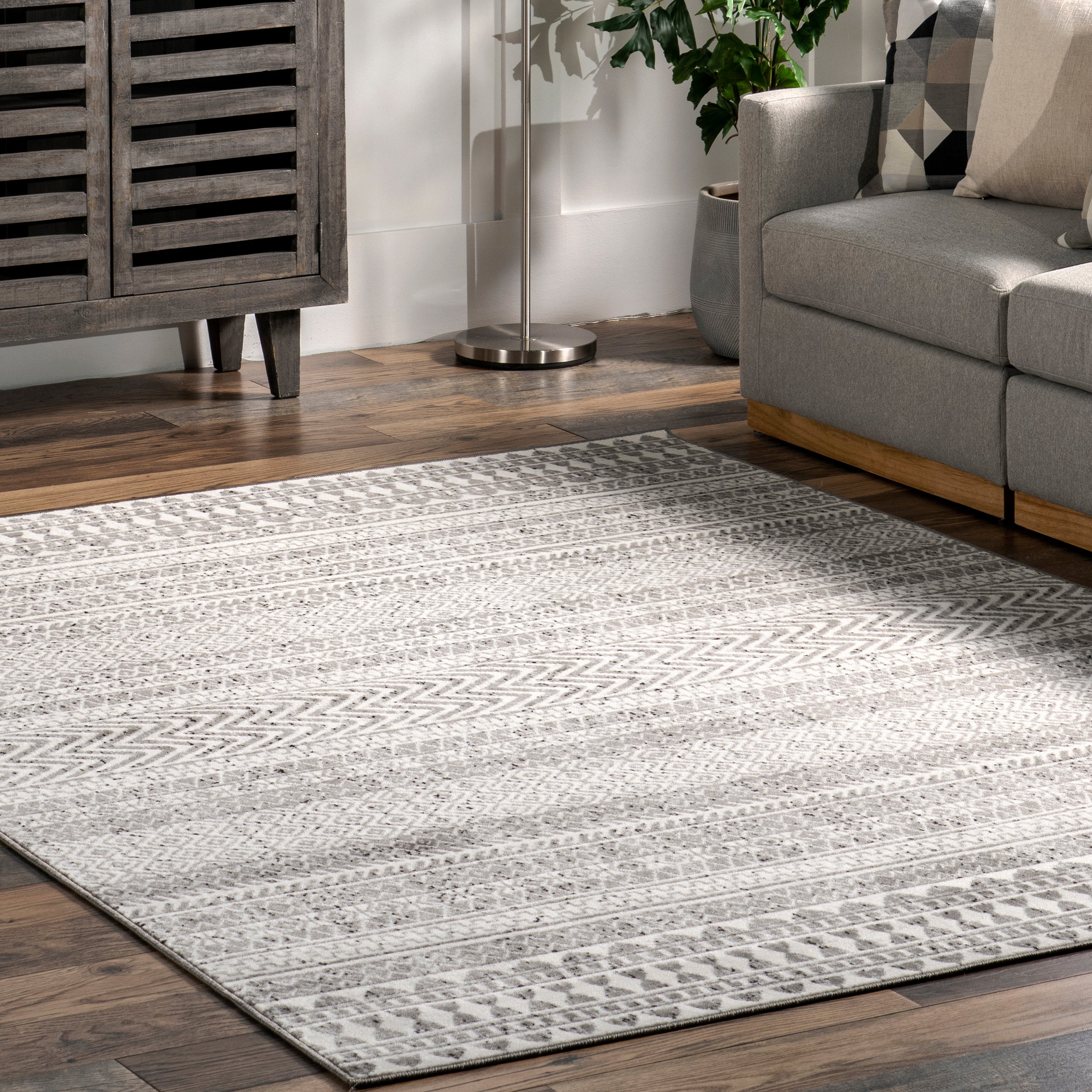 Catherina Transitional Geometric Area Rug - Image 9