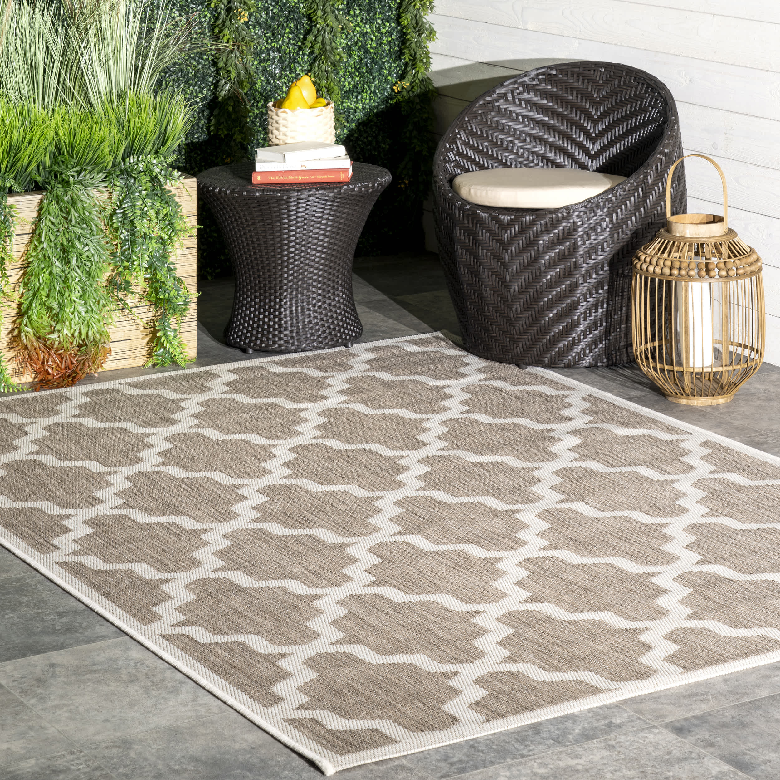 Machine Made Gina Outdoor Moroccan Trellis Area Rug - Image 2