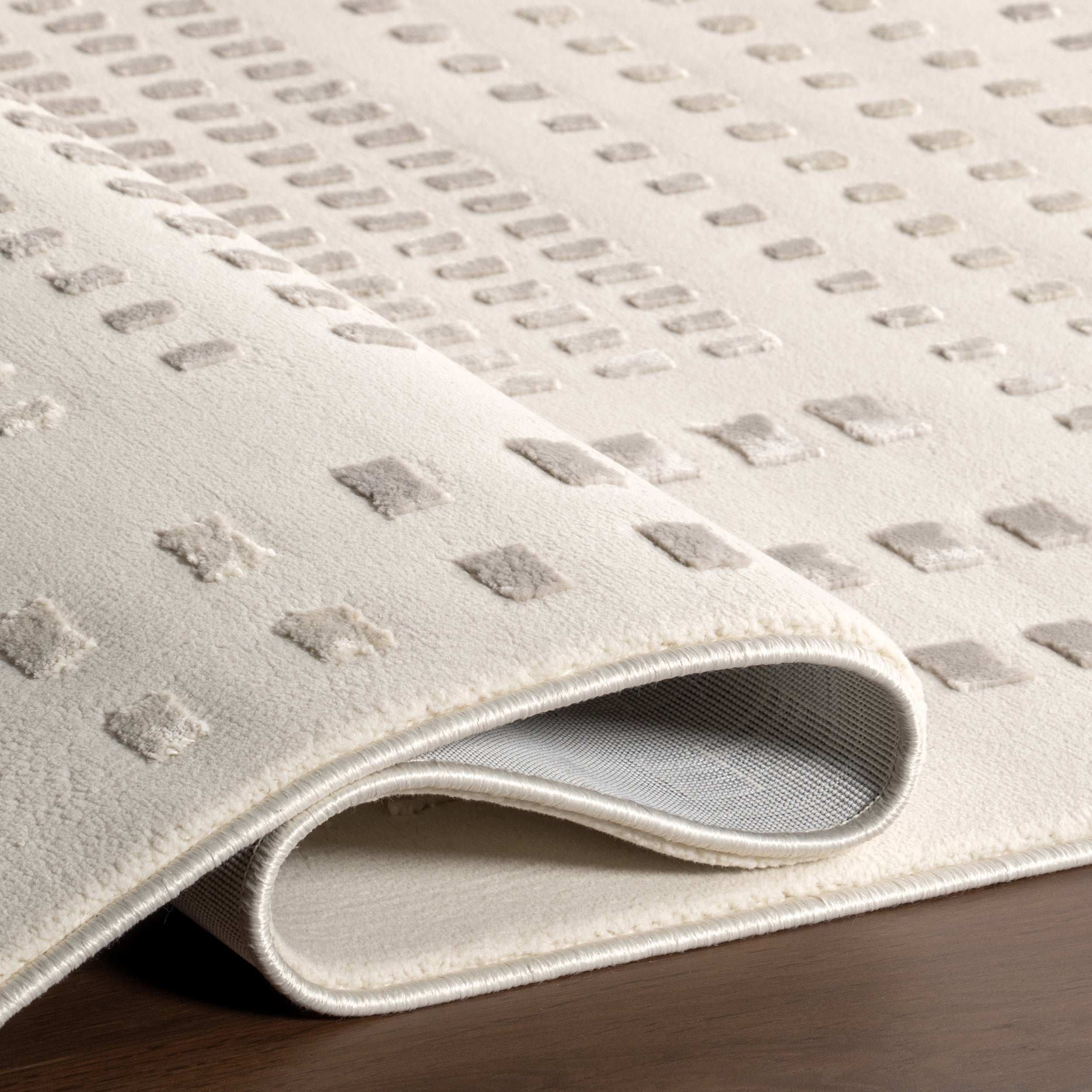 Rowyn Geometric Machine Washable Area Rug - Image 4