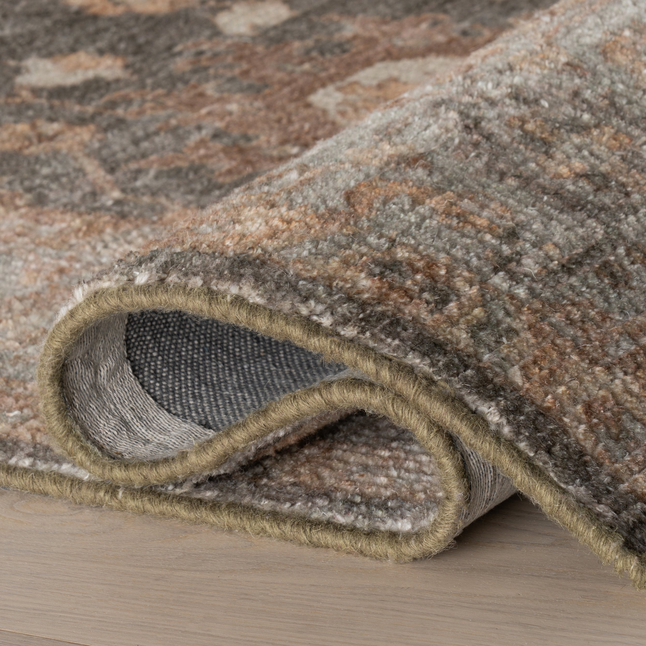 Nuloom Lumisse Hand Loomed Wool Area Rug - Image 4