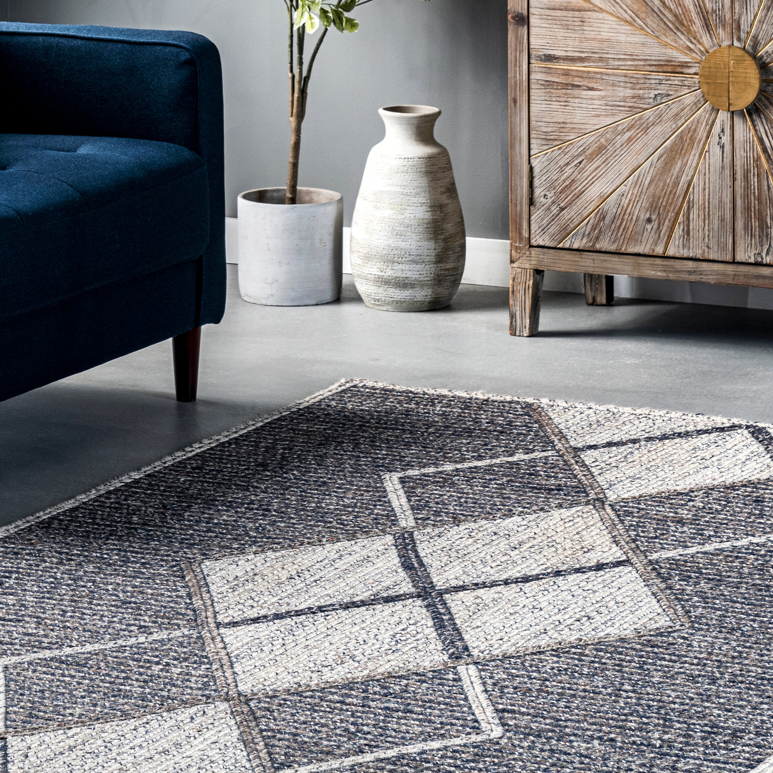 Adria Diamond Blended Jute Area Rug - Image 9