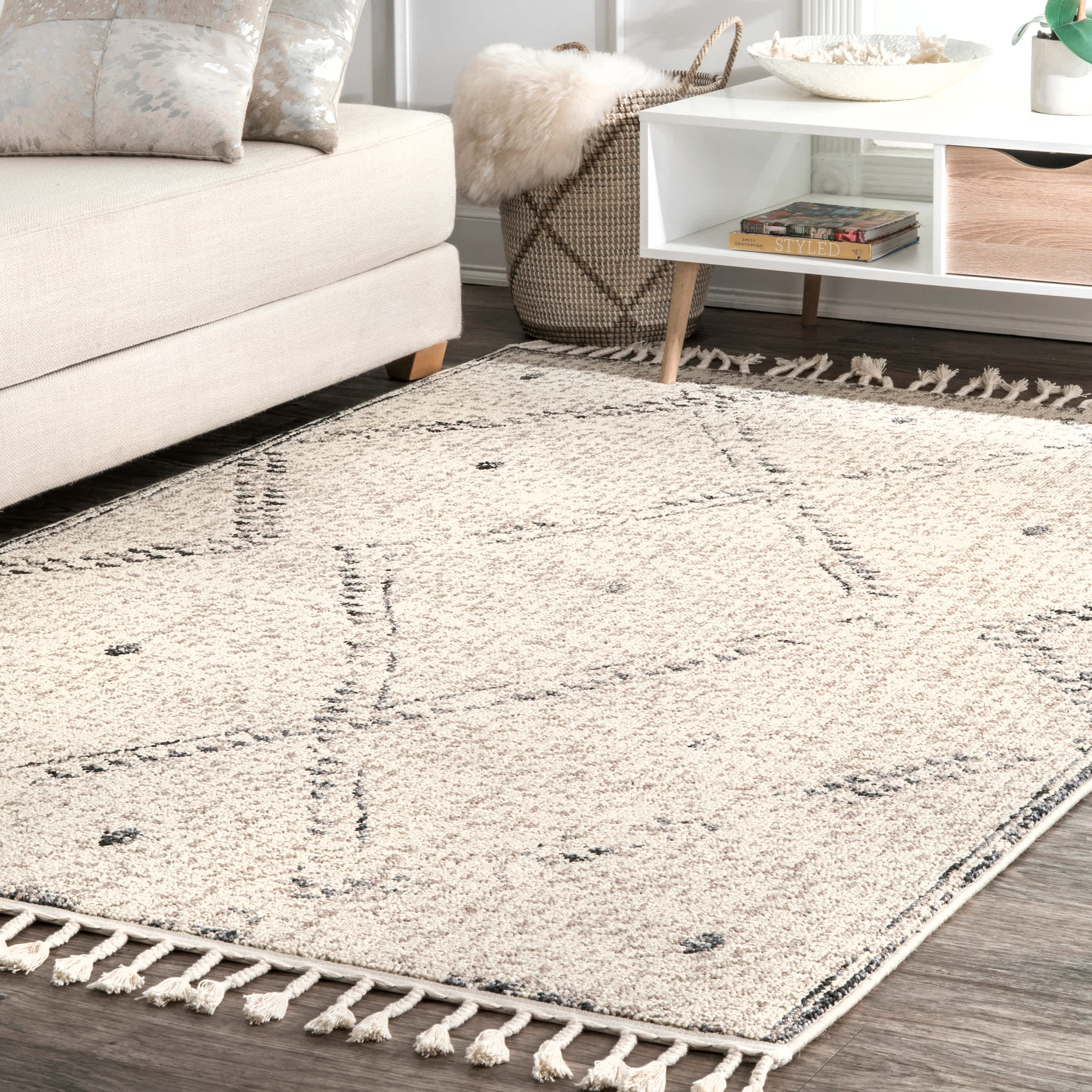 Camilla Moroccan Tassel Rug - Image 2
