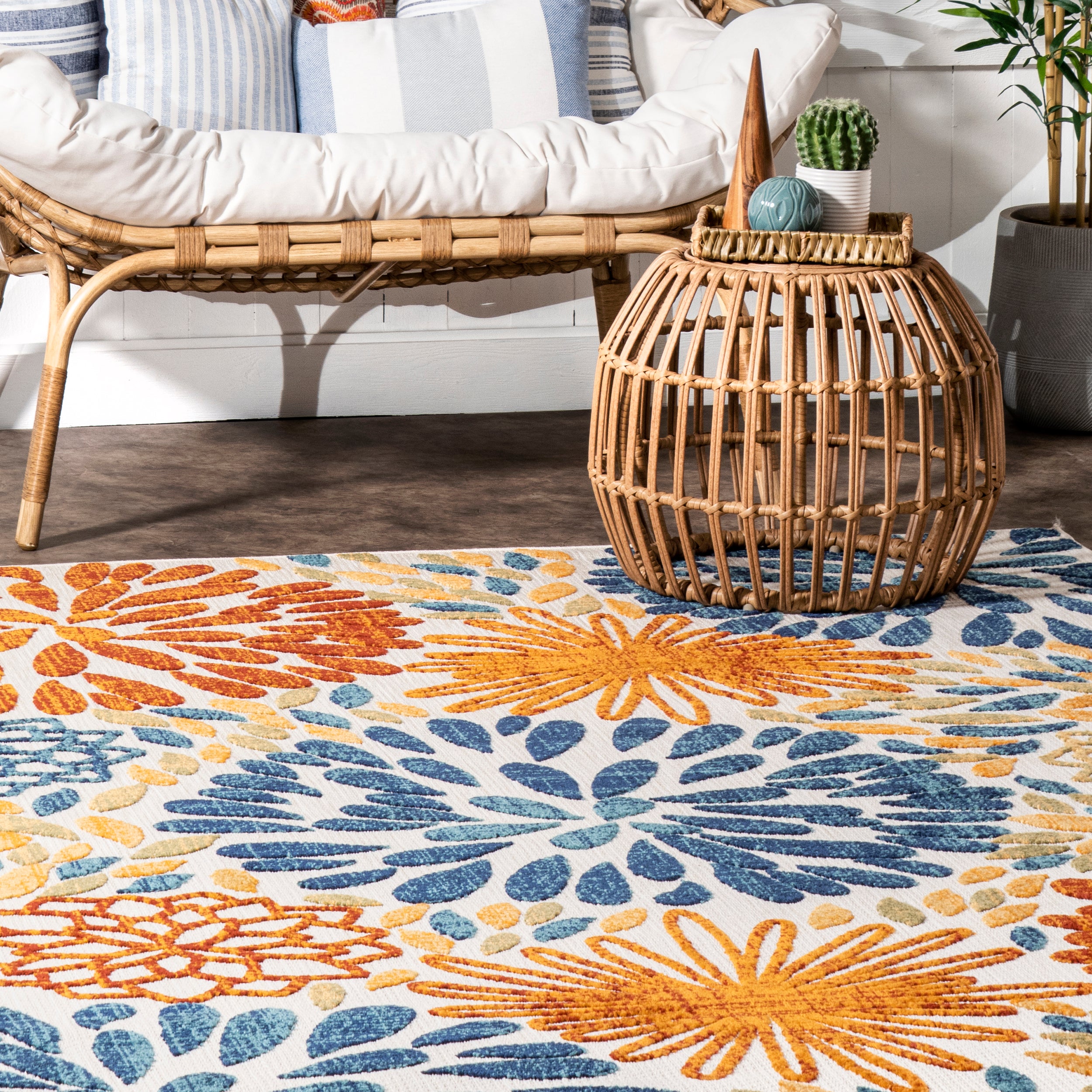 Monique Floral Indoor/Outdoor Area Rug - Image 9