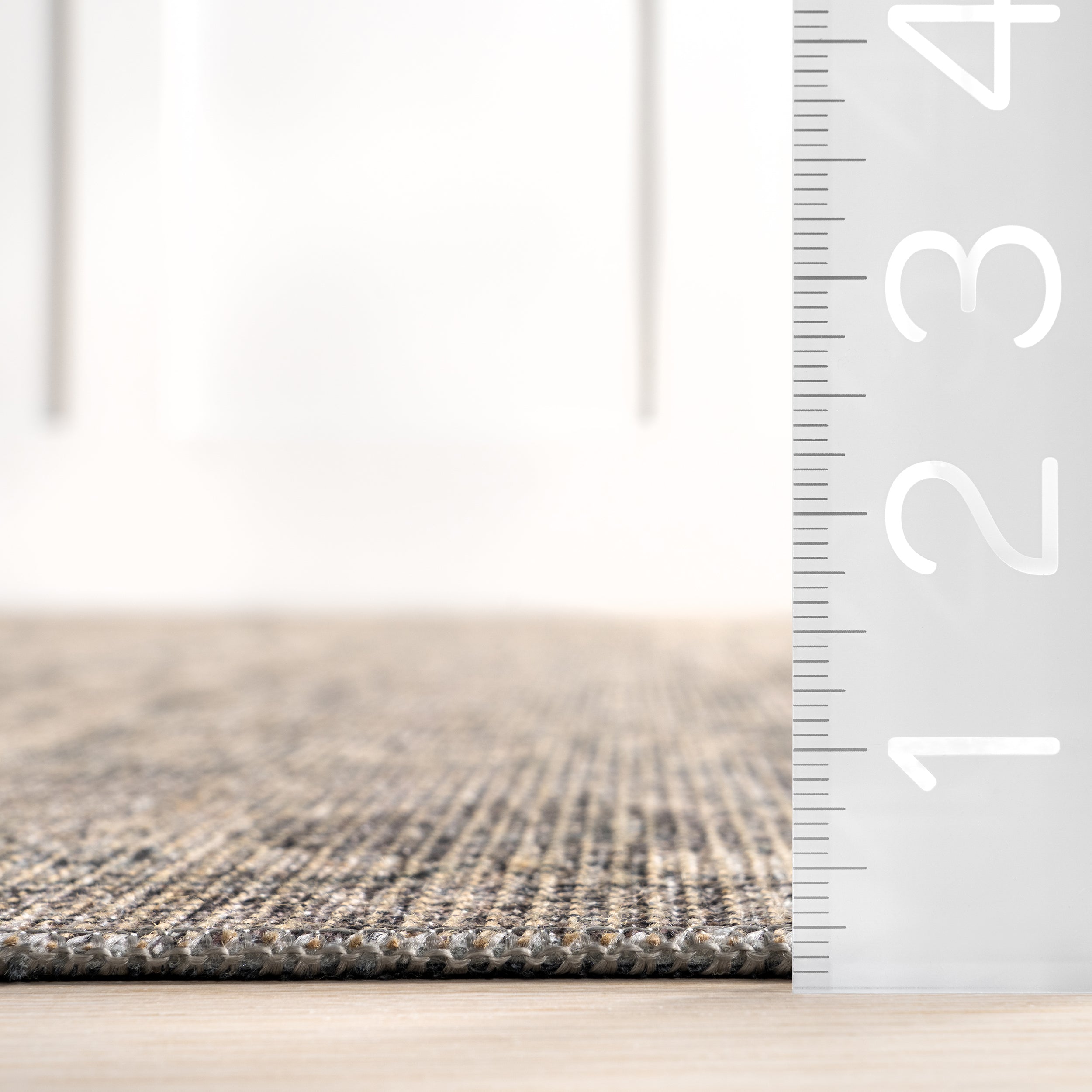 Hillstone Collection Calantha Traditional Vintage Medallion Area Rug - Image 3