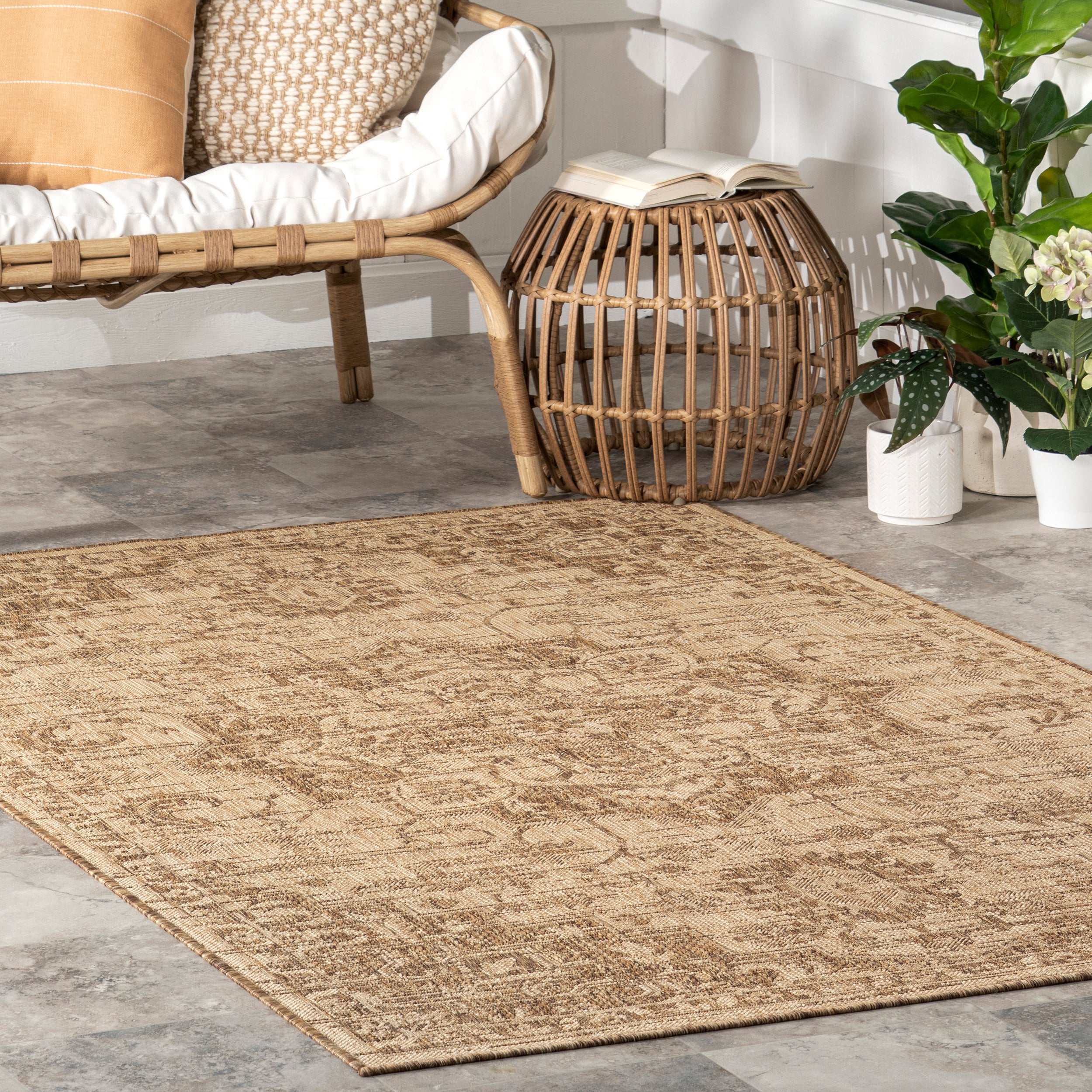 Becki Traditional Medallion Indoor/Outdoor Area Rug - Image 9