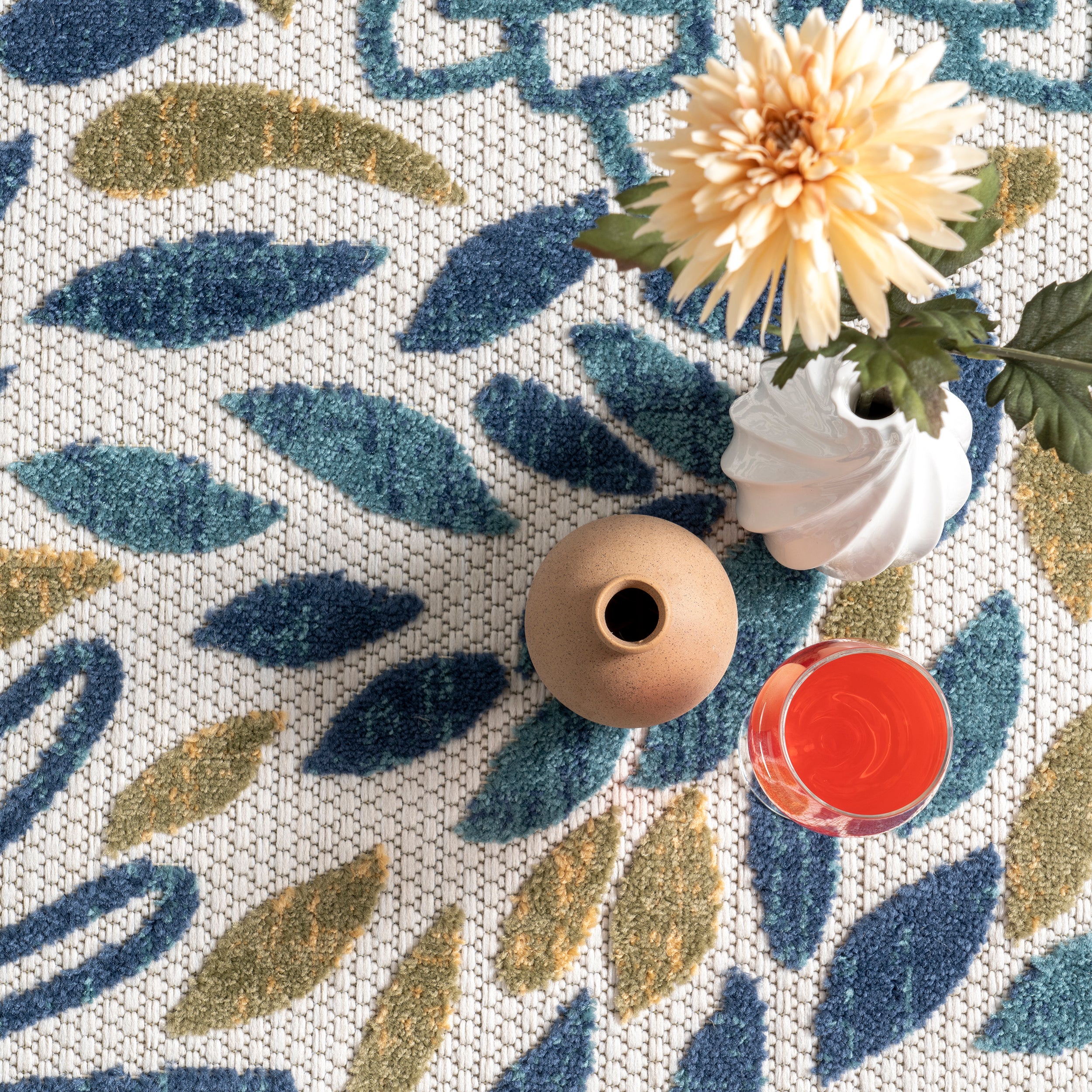 Monique Floral Indoor/Outdoor Area Rug - Image 18