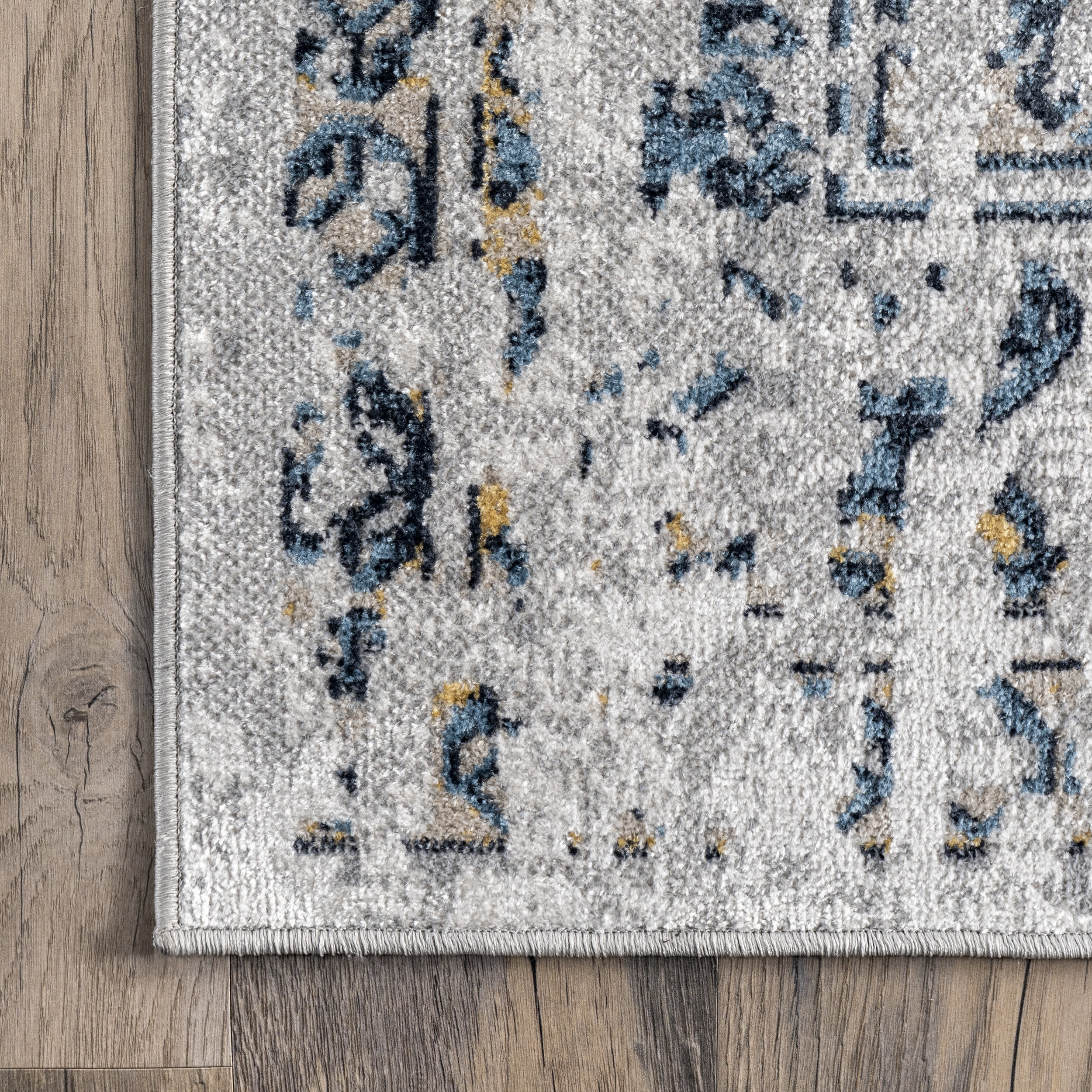 Sidney Machine Washable Vintage Diamond Area Rug - Image 5