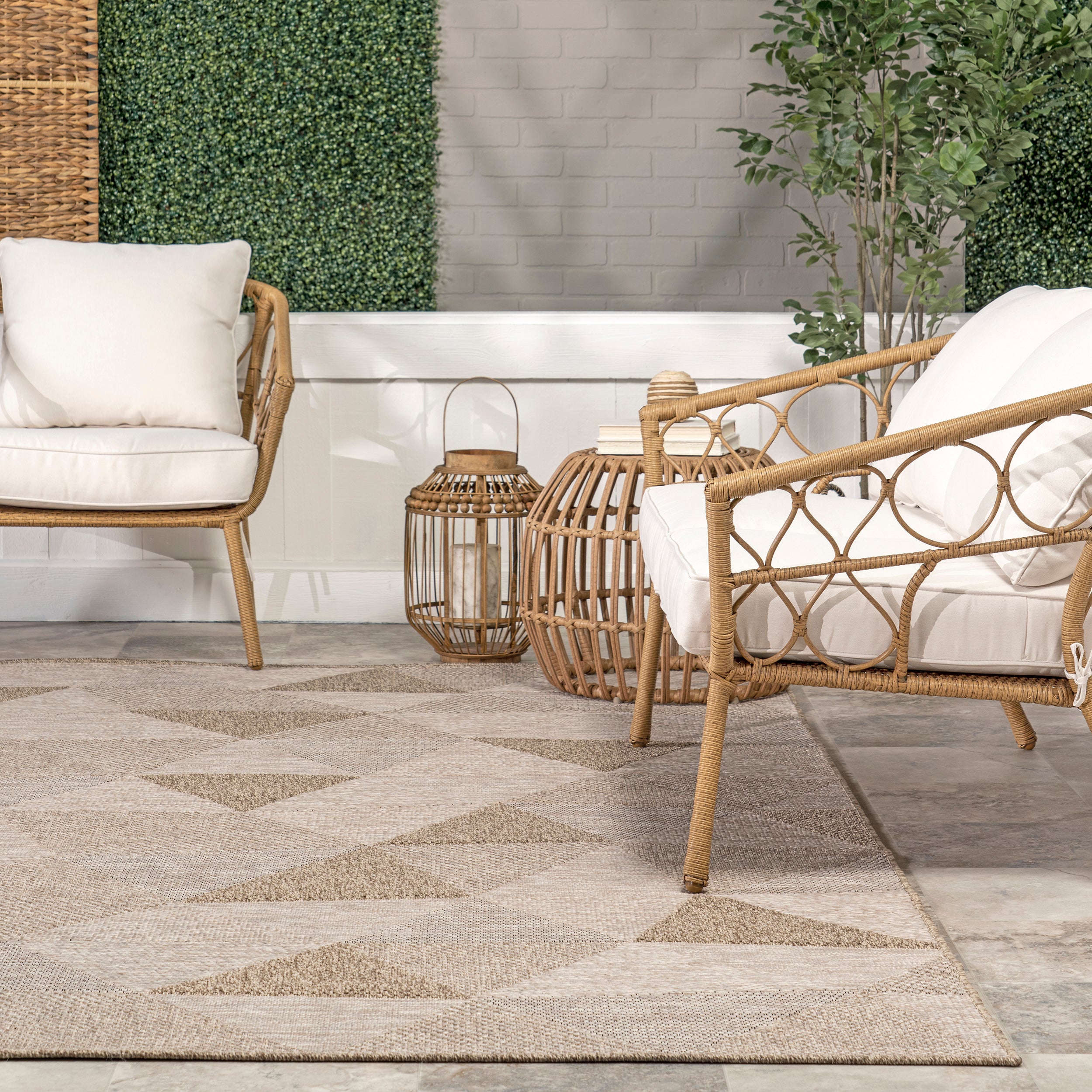 Guinevere Mosaic Indoor/Outdoor Area Rug - Image 8